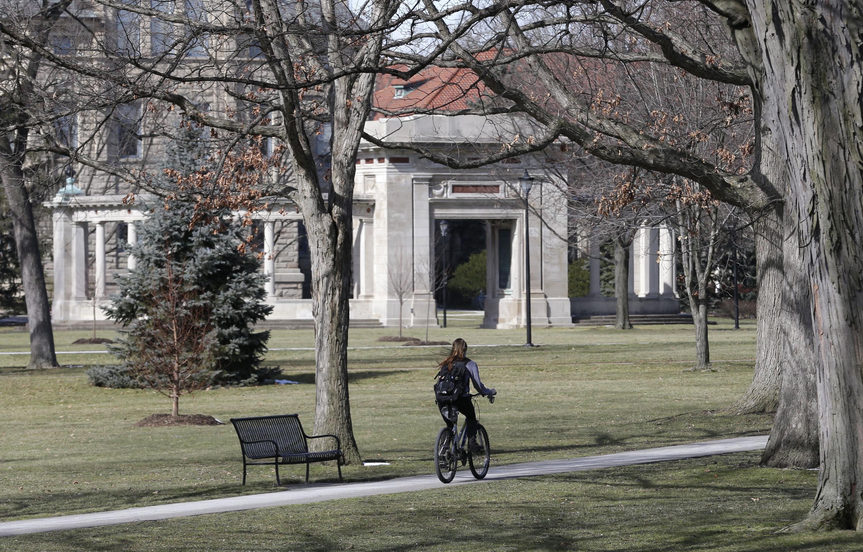 Appeals court upholds $25M judgment against Oberlin College AP News