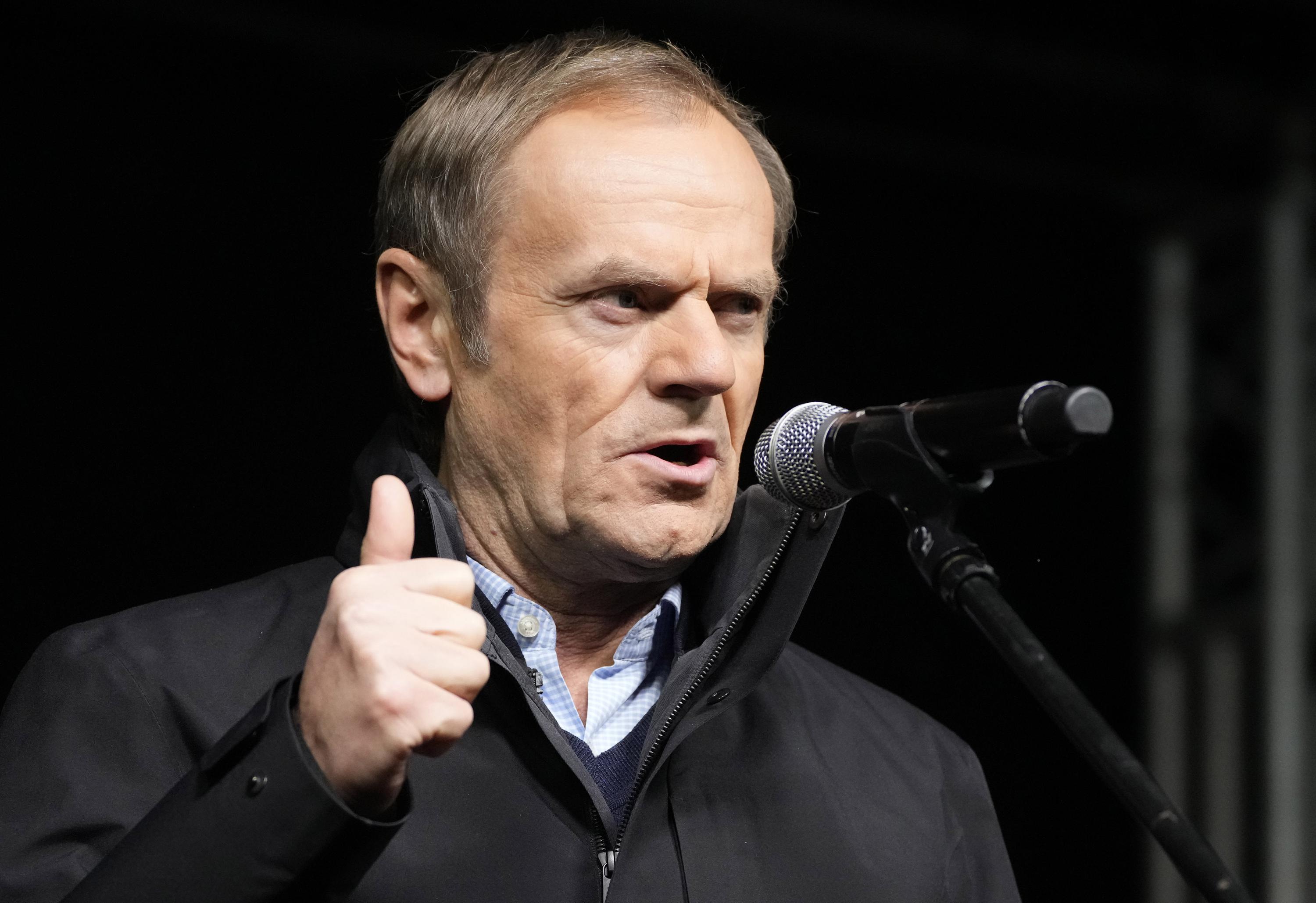 Tusk mówi, że piractwo to kryzys demokracji w Polsce