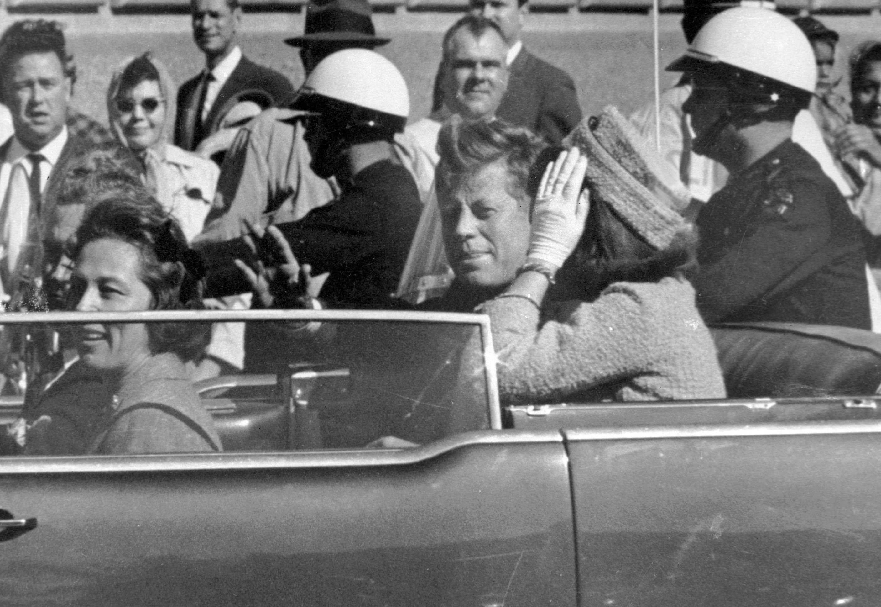 AP Explica: Qué hay en los archivos sobre asesinato JFK | AP News