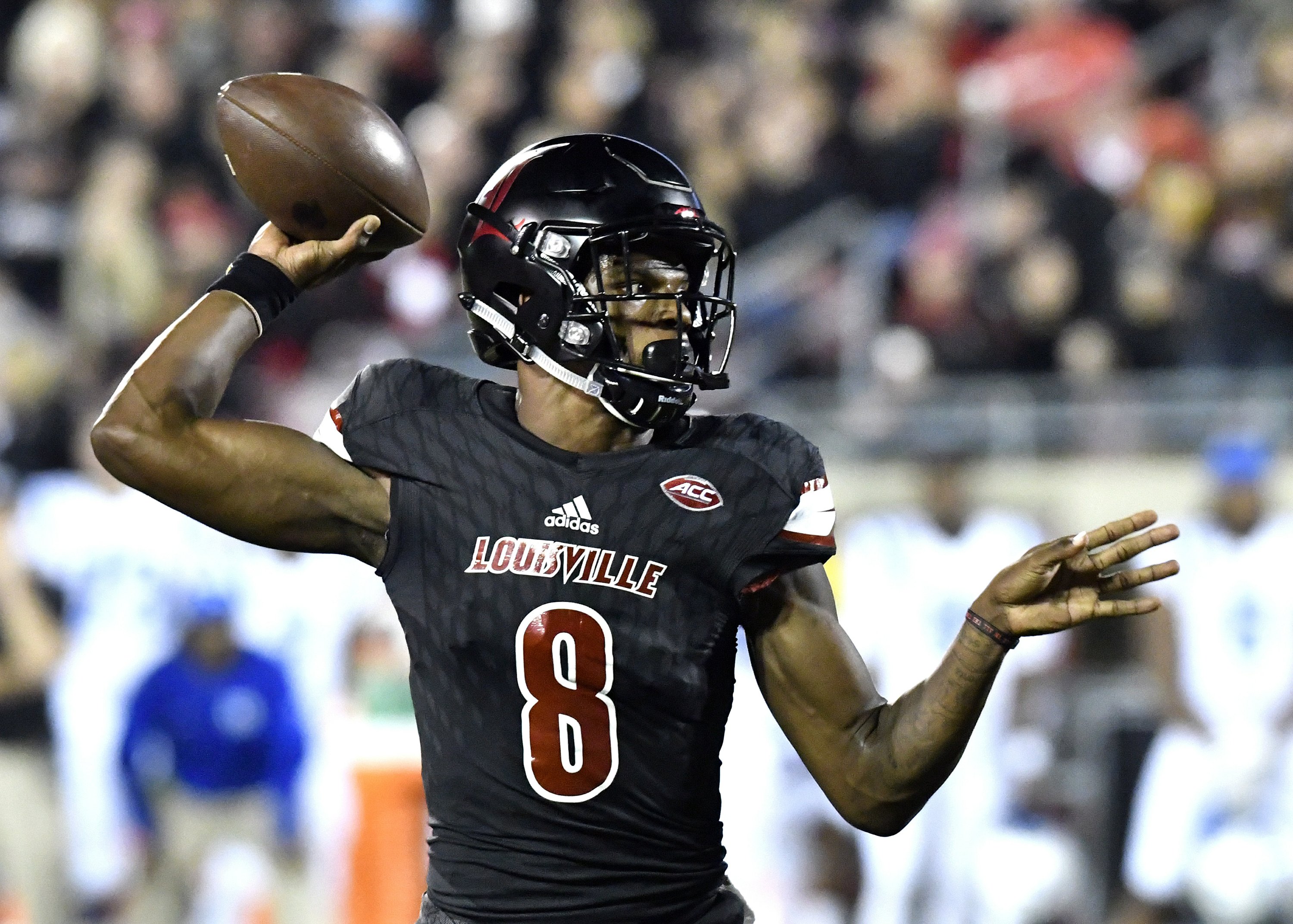 Louisville S Jackson Meets Cancer Patient Before Facing Duke