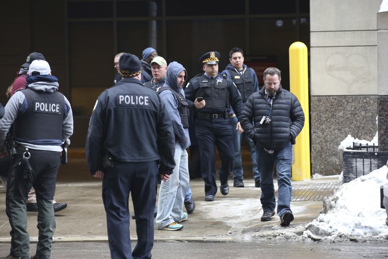 The Latest Off Duty Chicago Police Officer Fatally Shot