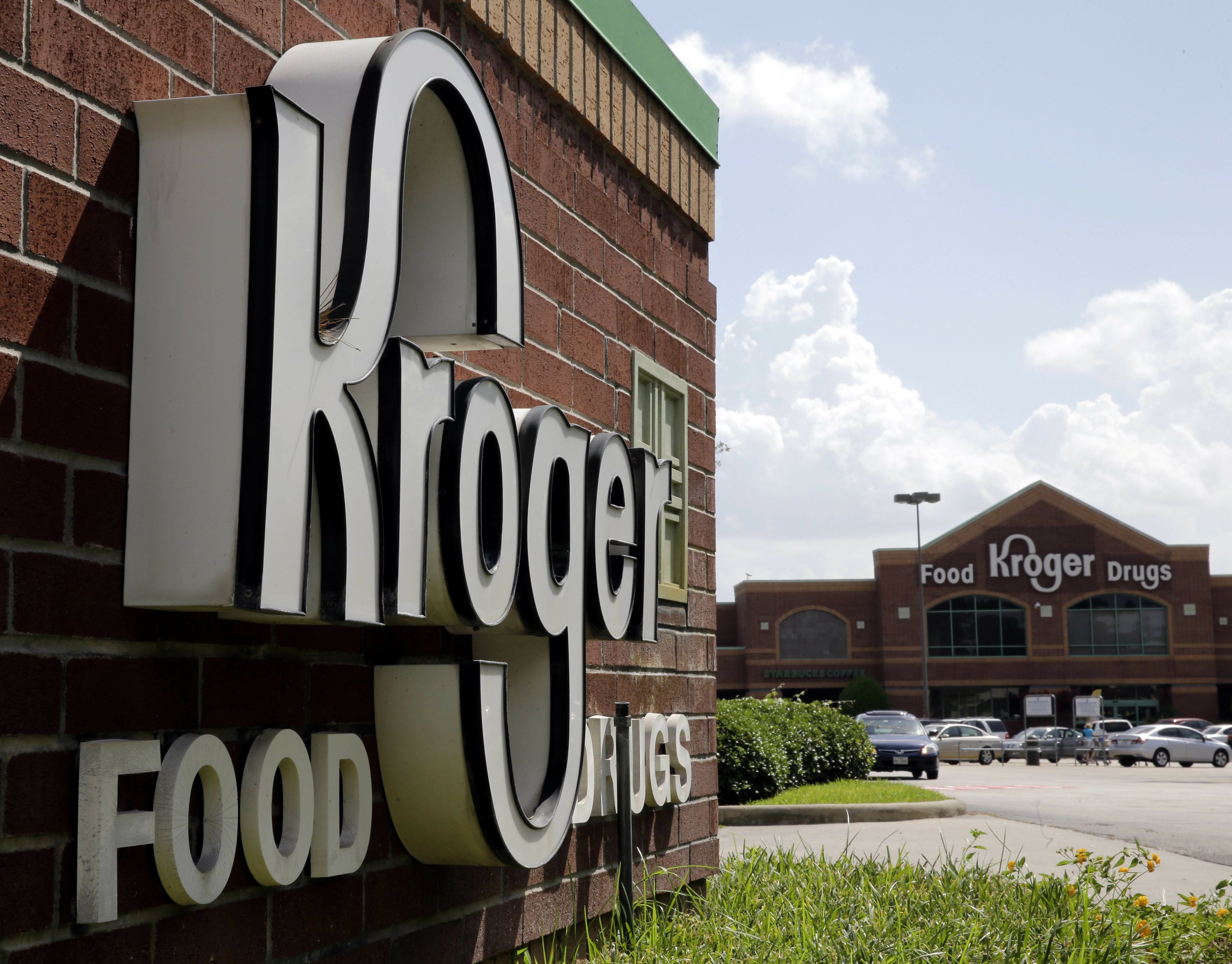 Kroger cuts sales forecast on falling prices AP News