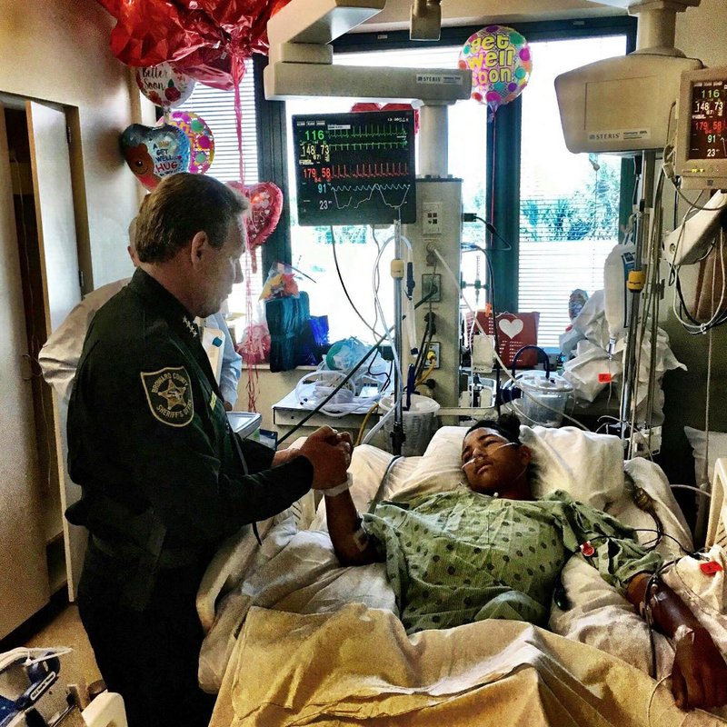 15-year-old shot five times credited with saving lives of at least 20 students (apnews.com)