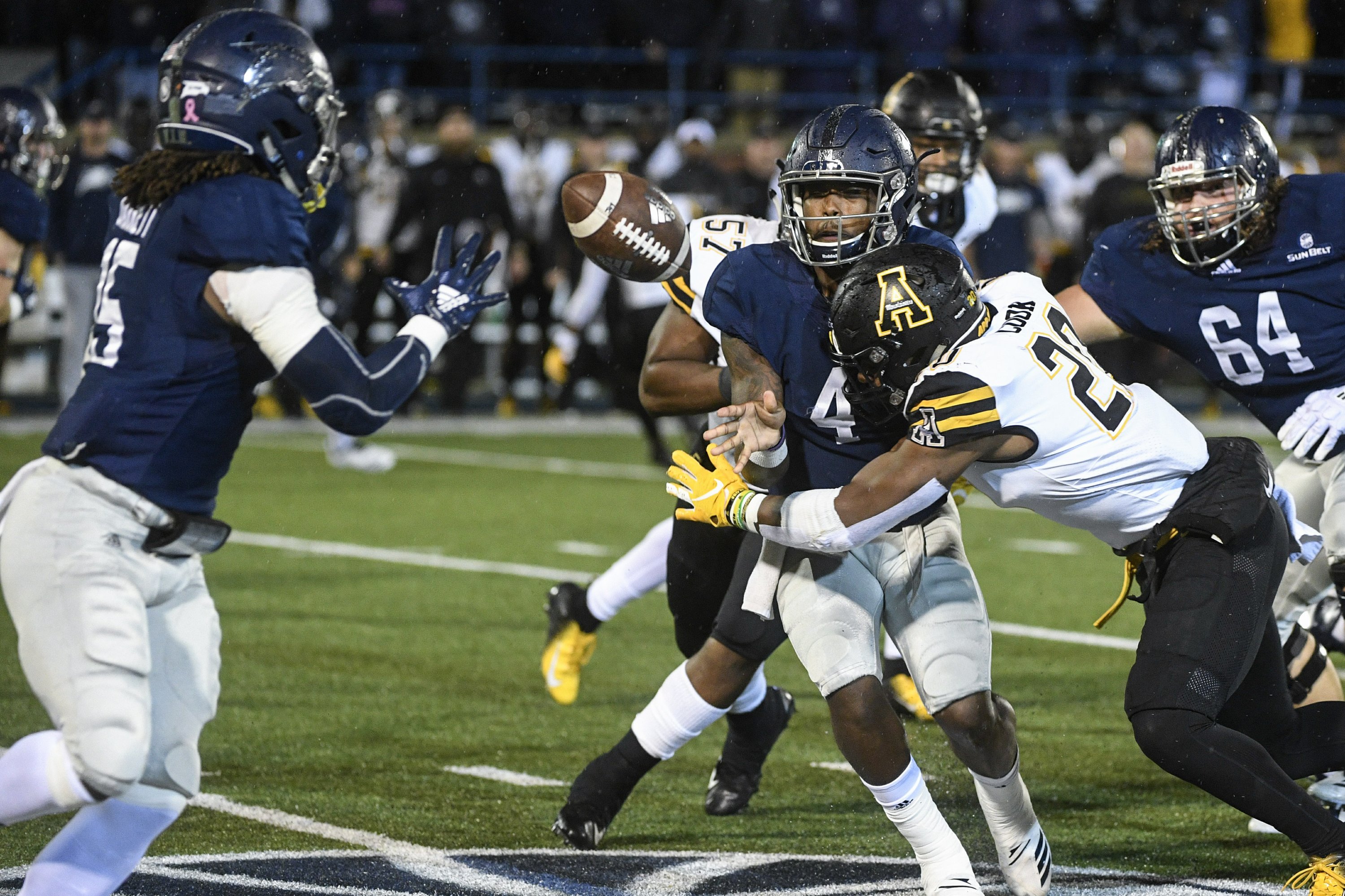 Werts leads Georgia Southern past No. 25 App State 34-14 | AP News