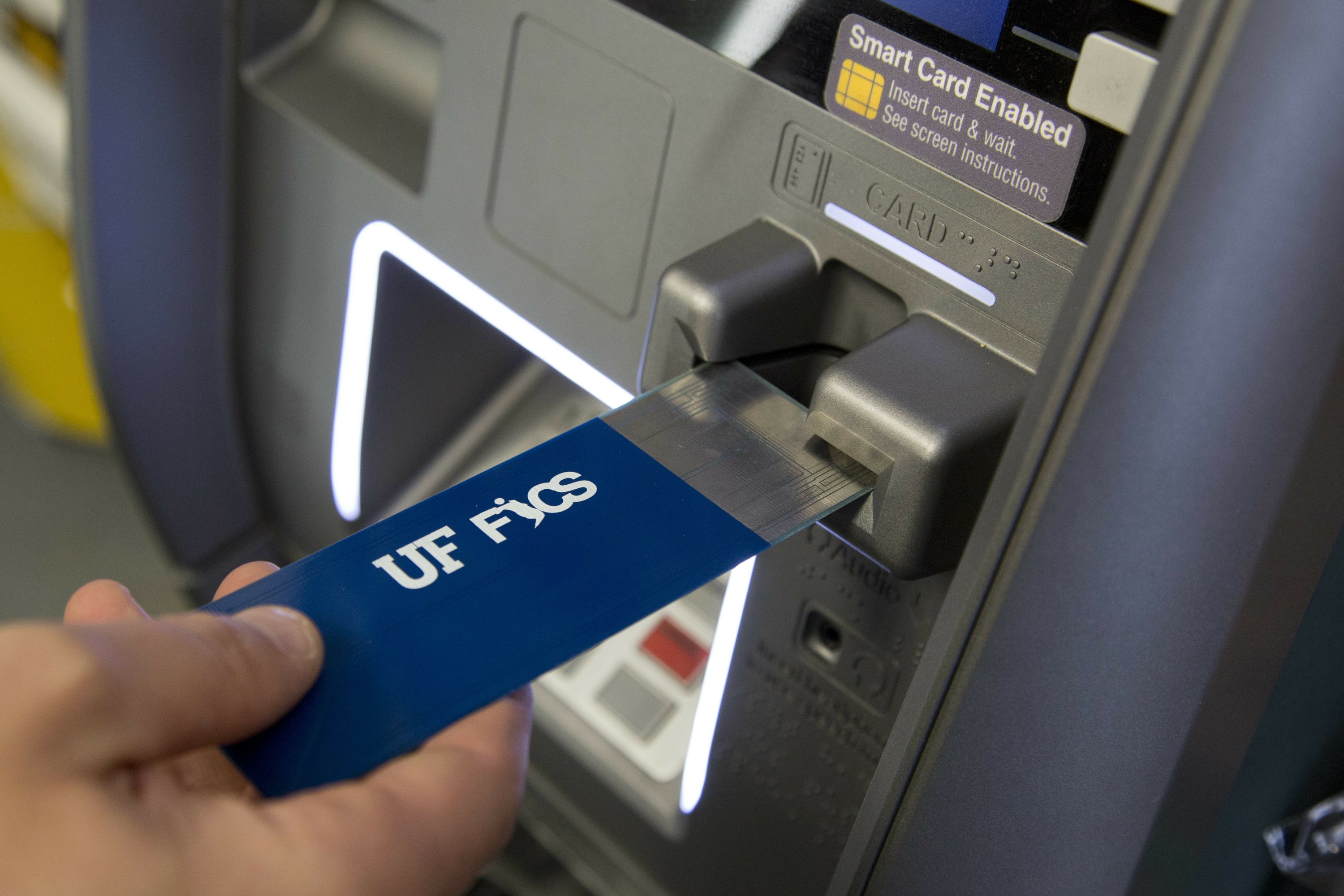 Nypd Tests New Tool That Detects Credit Card Skimmers