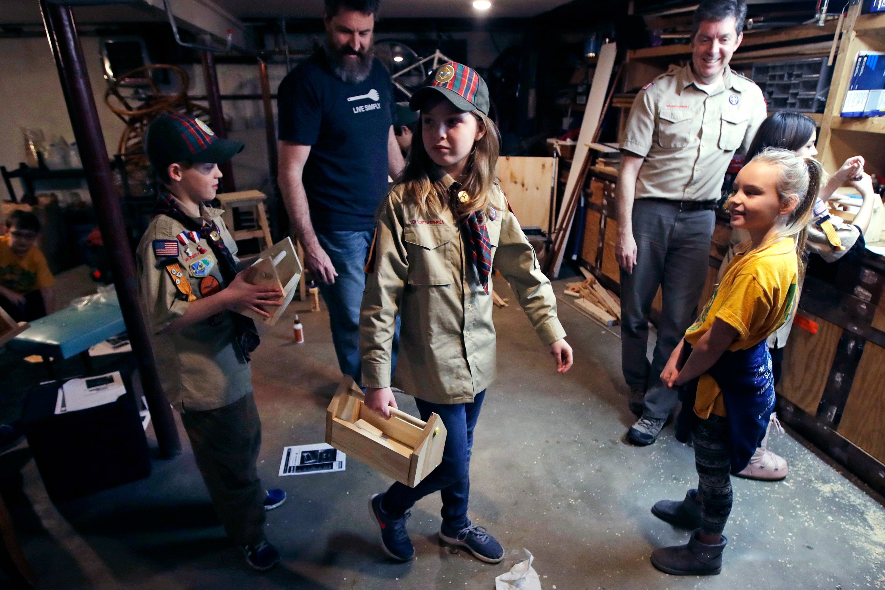 Girl Scouts Boy Scouts Fucking - As girls arrive, Boy Scouts change name of flagship program