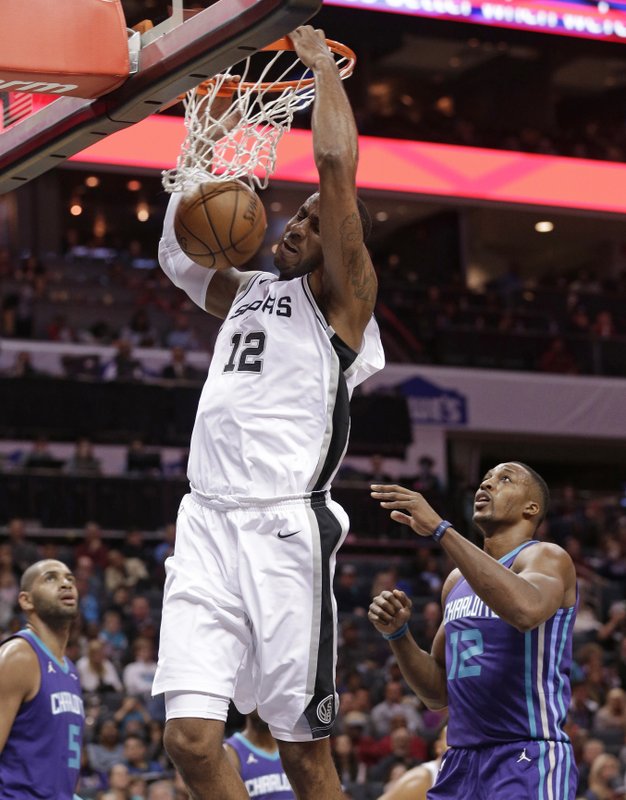 Gasol Aldridge Lead Spurs Past Cold Shooting Hornets 106 86