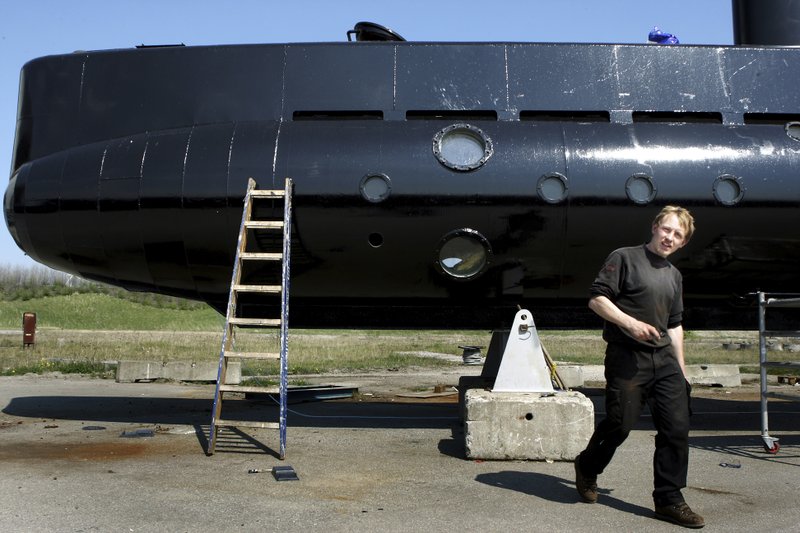 Amateur Danish Sub Sinks Inventor Held On Murder Charge