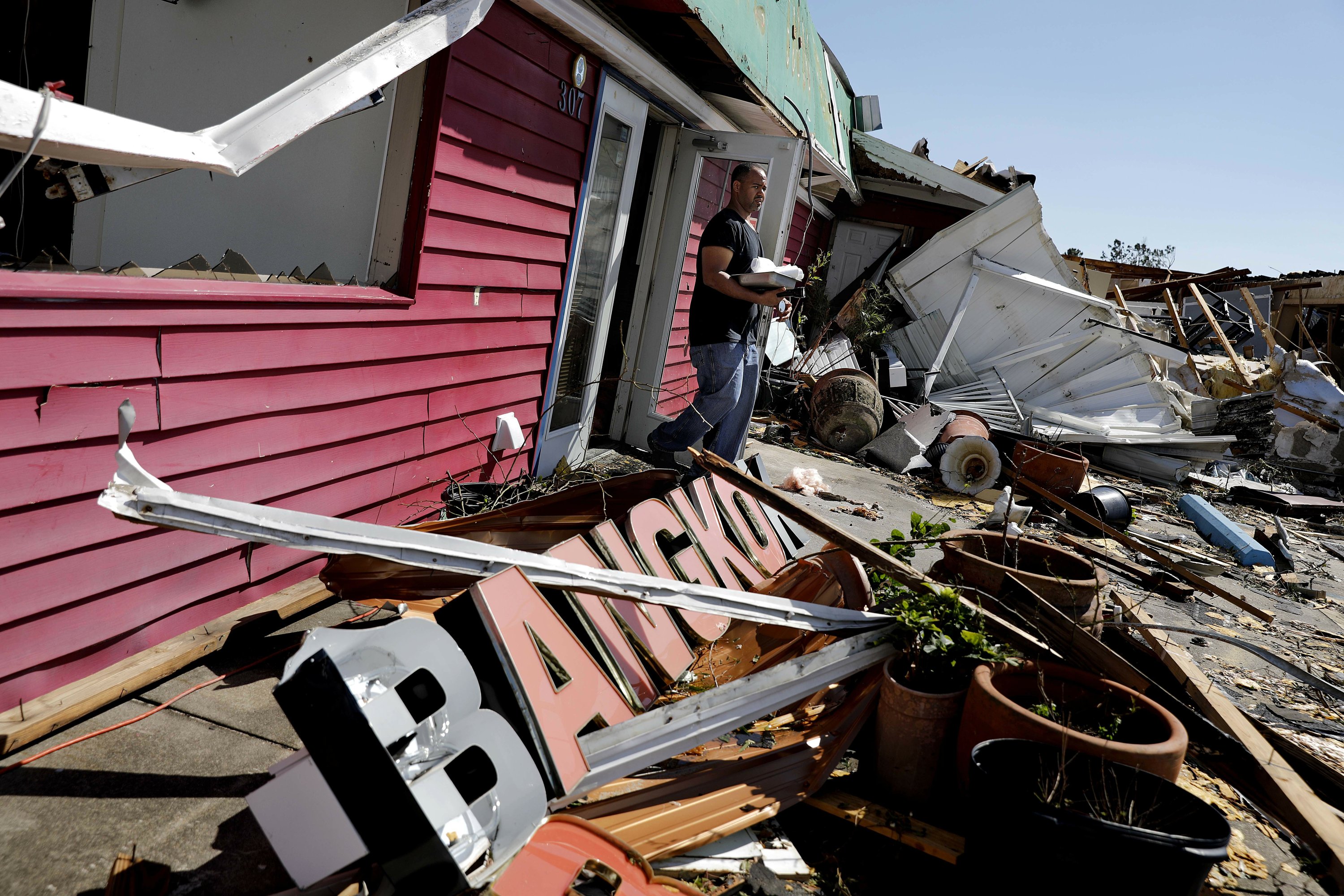 WHAT'S HAPPENING Devastation in Florida, flooding elsewhere AP News