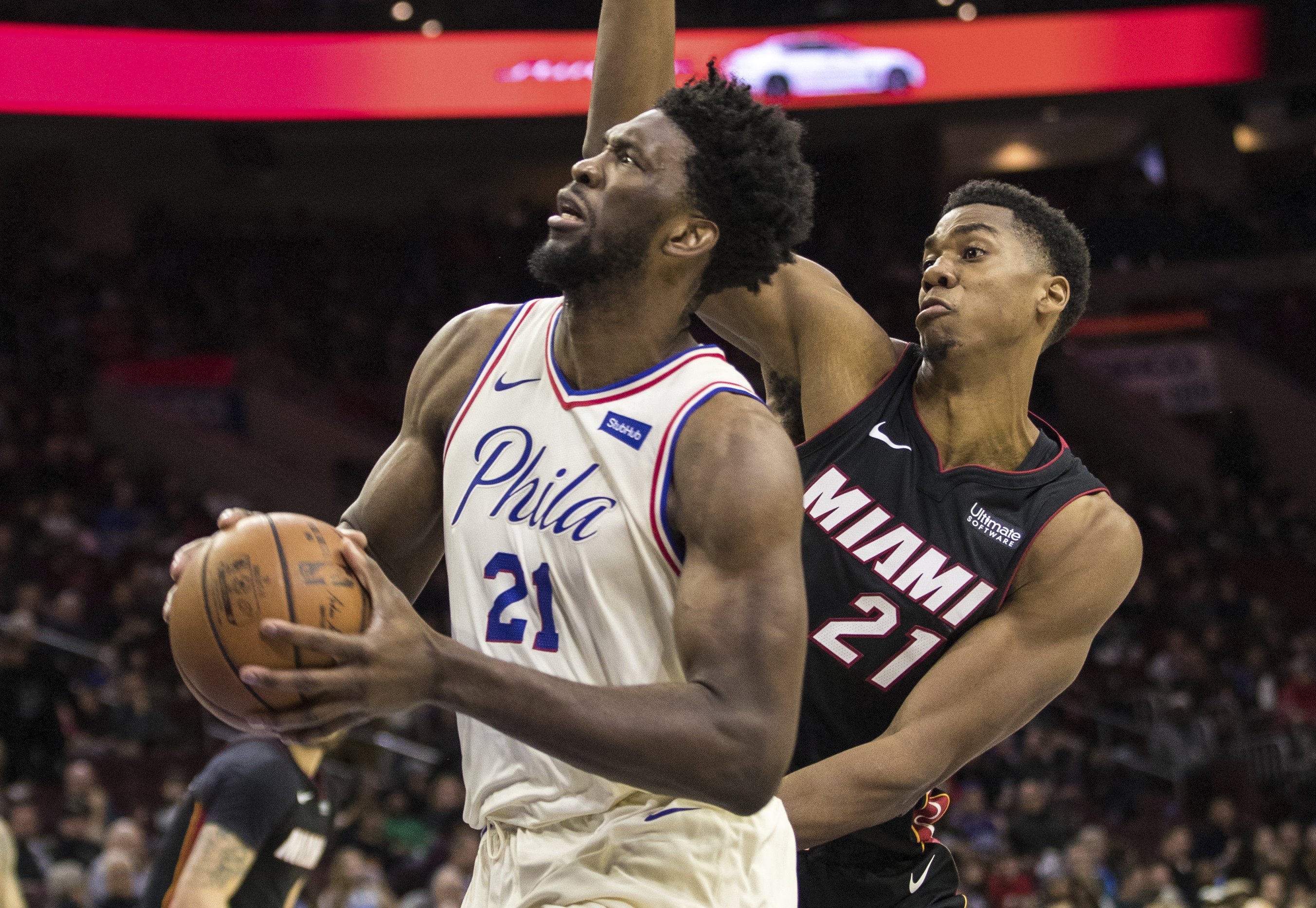 76ers Get In On Philly S Super Bowl Bash With Win Over Heat