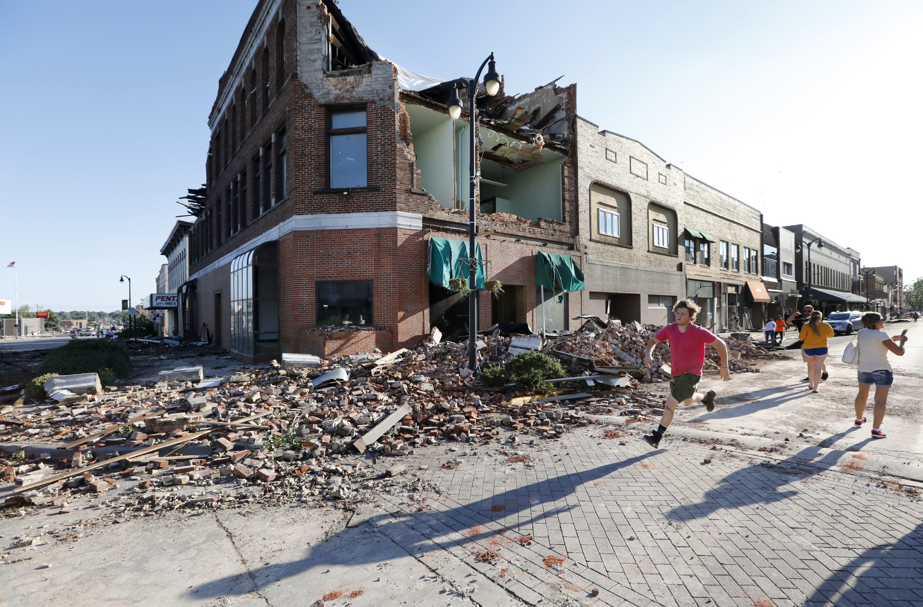 Tornadoes sweep through Iowa; major damage and some injuries AP News