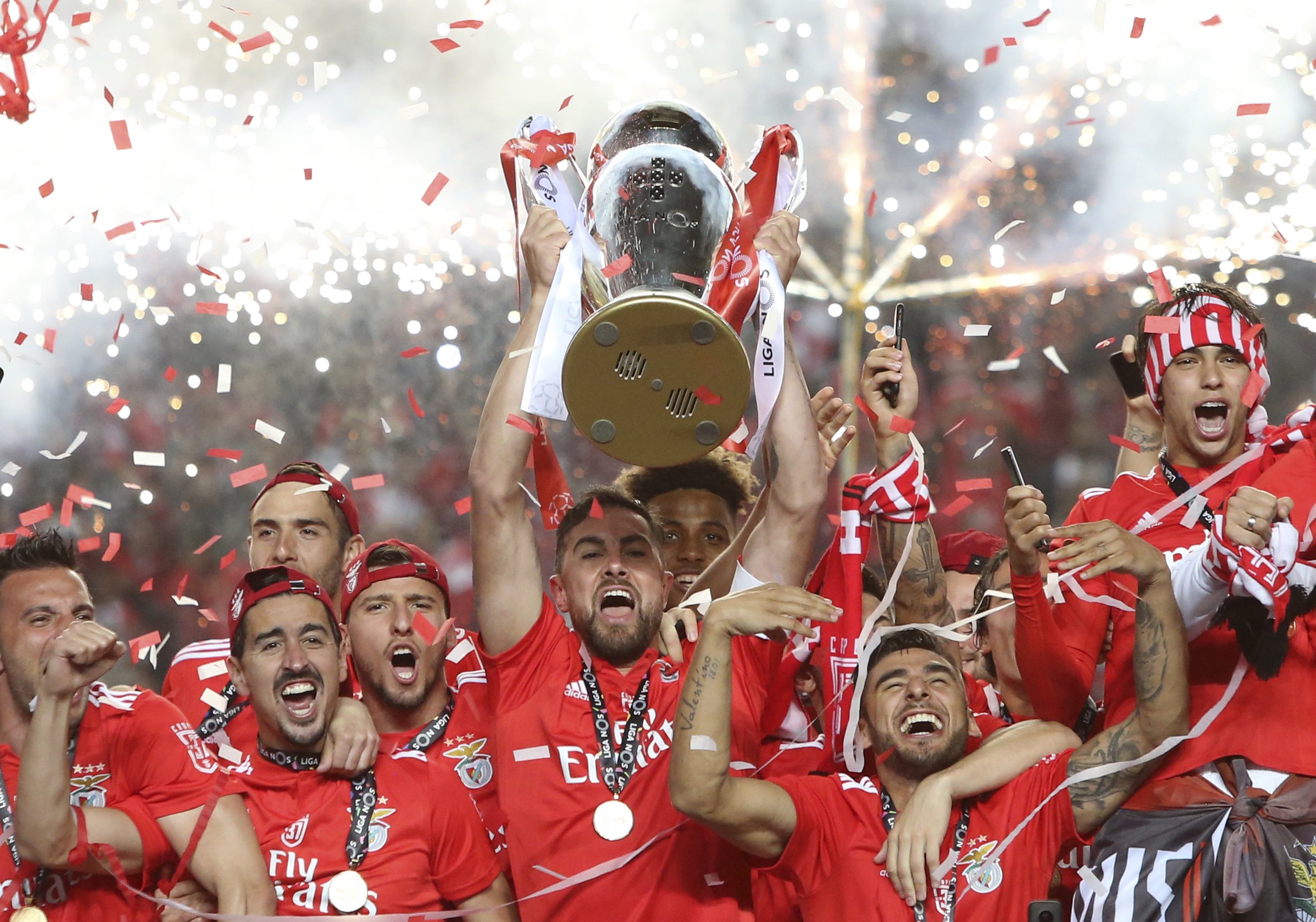 Benfica wins 5th Portuguese league title in 6 seasons