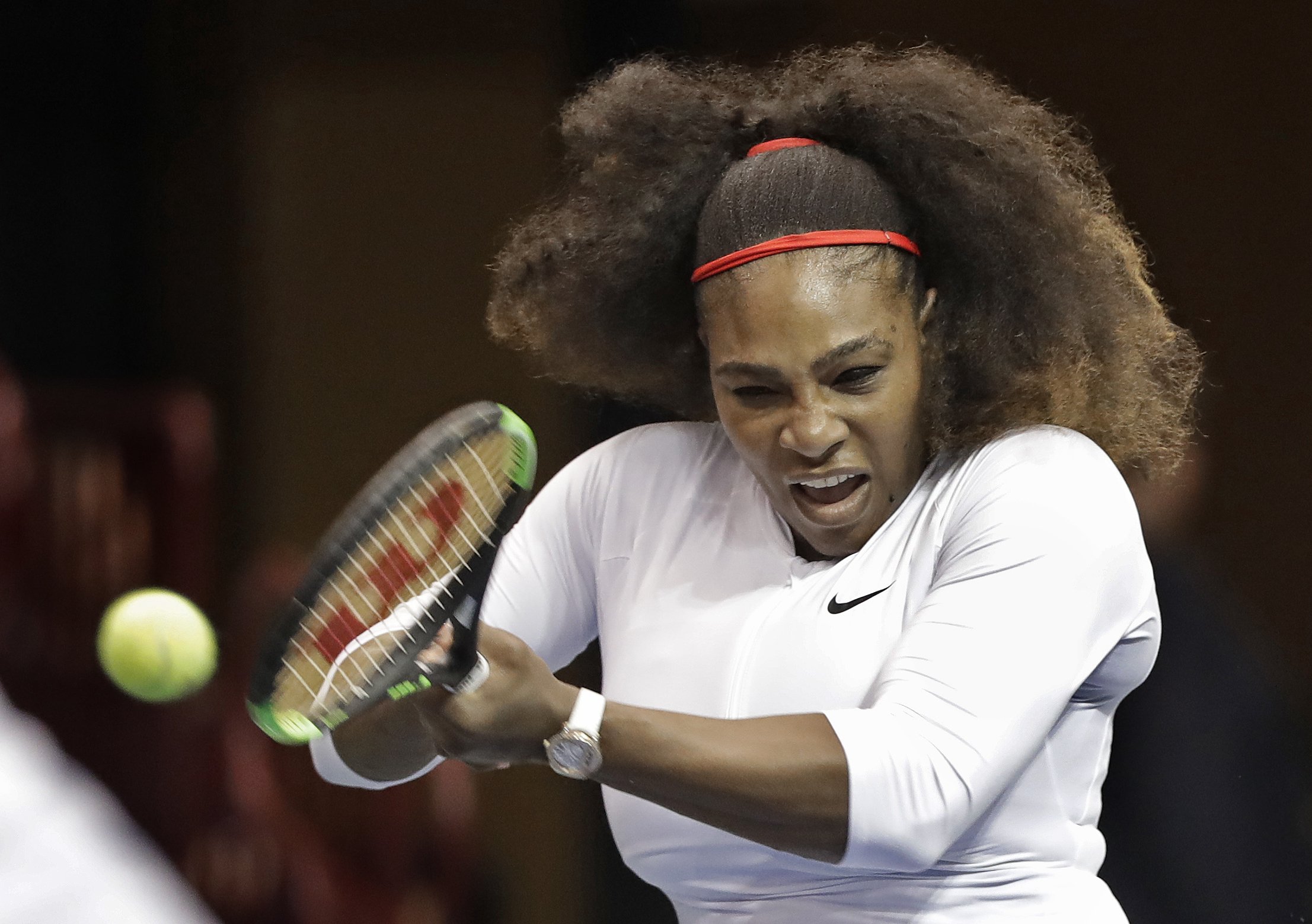 Serena Williams Loses In Doubles Us Advances In Fed Cup