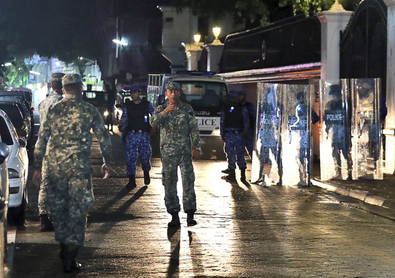 Maldives declares emergency, soldiers reportedly storm supreme court, arrest former leader, two justices (apnews.com)