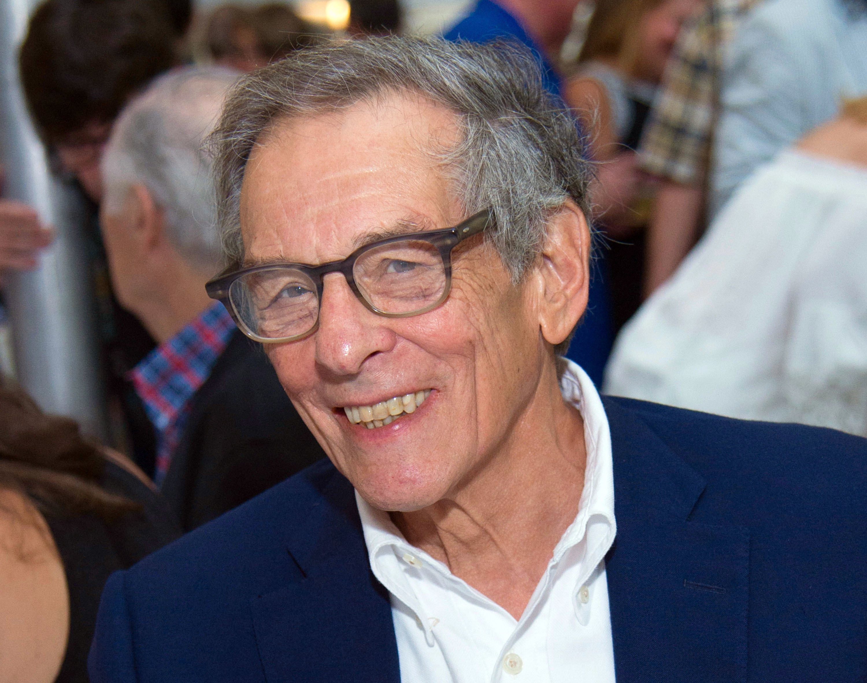 Robert Caro reflects on his career in book AP News