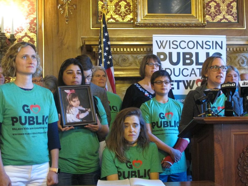 Budget panel approves $500M more for Wisconsin schools