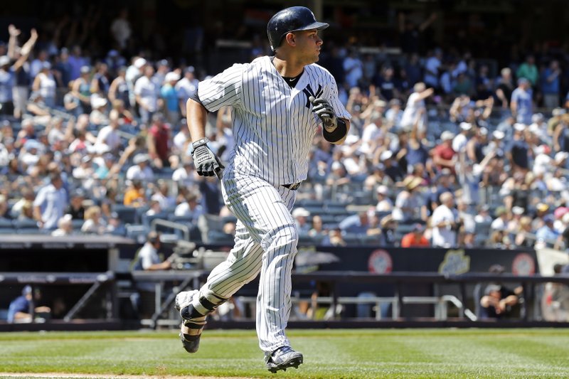 Leading Off Old Timers Day At Yankee Stadium Astros Surge - 