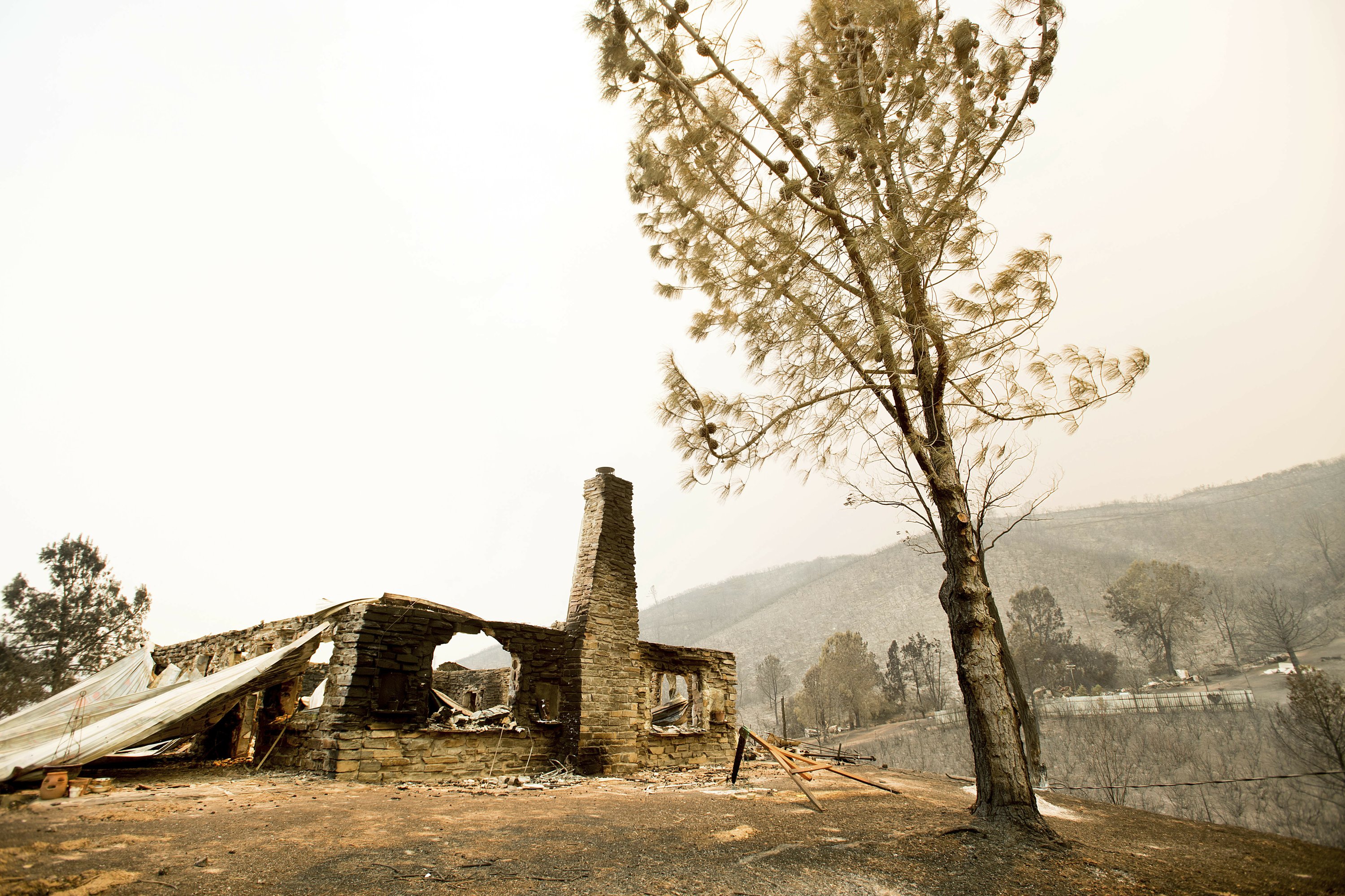 Wildfire leaves "complete devastation" in rural community