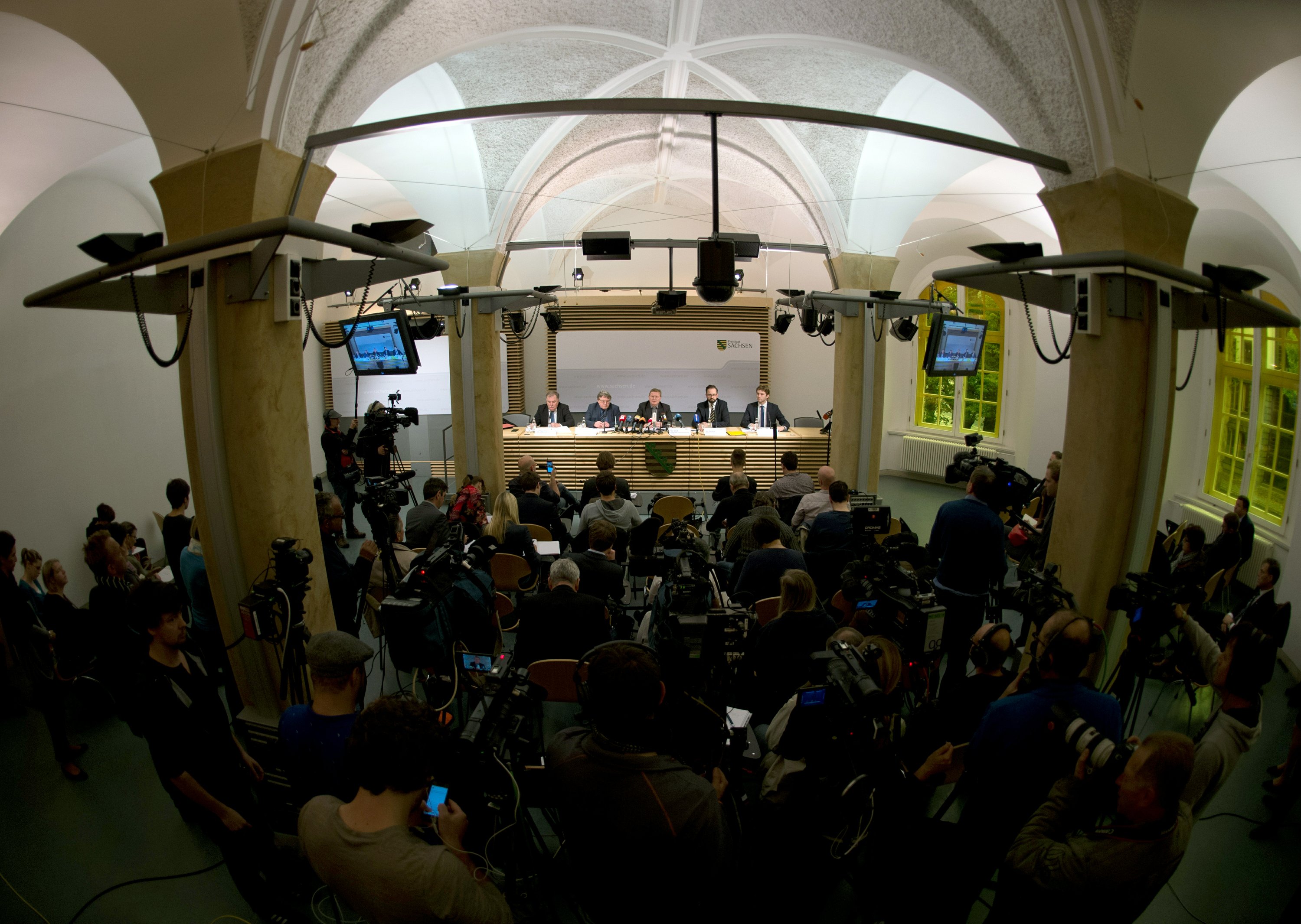 Cell death deprives German authorities of key source on IS