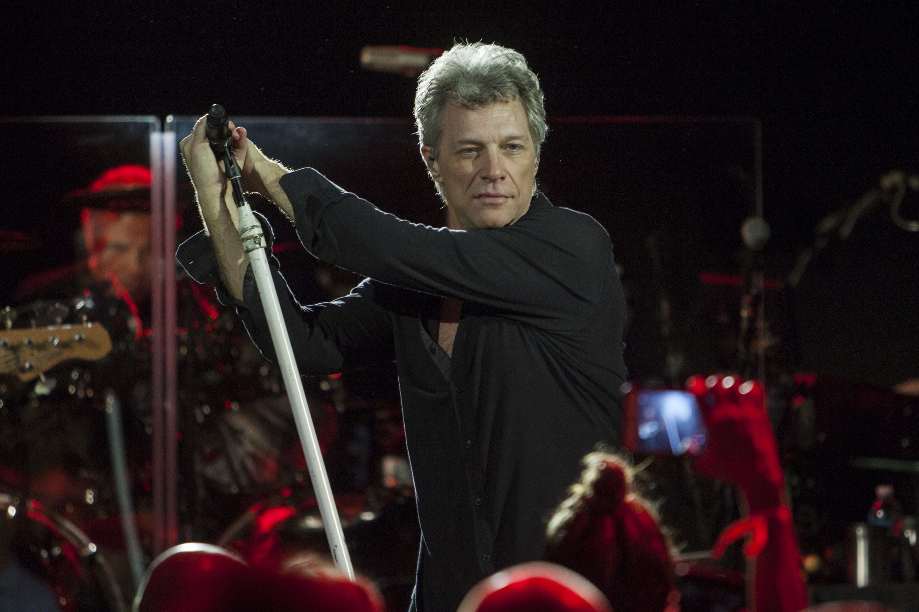 Contest will pick opening acts for Bon Jovi tour AP News