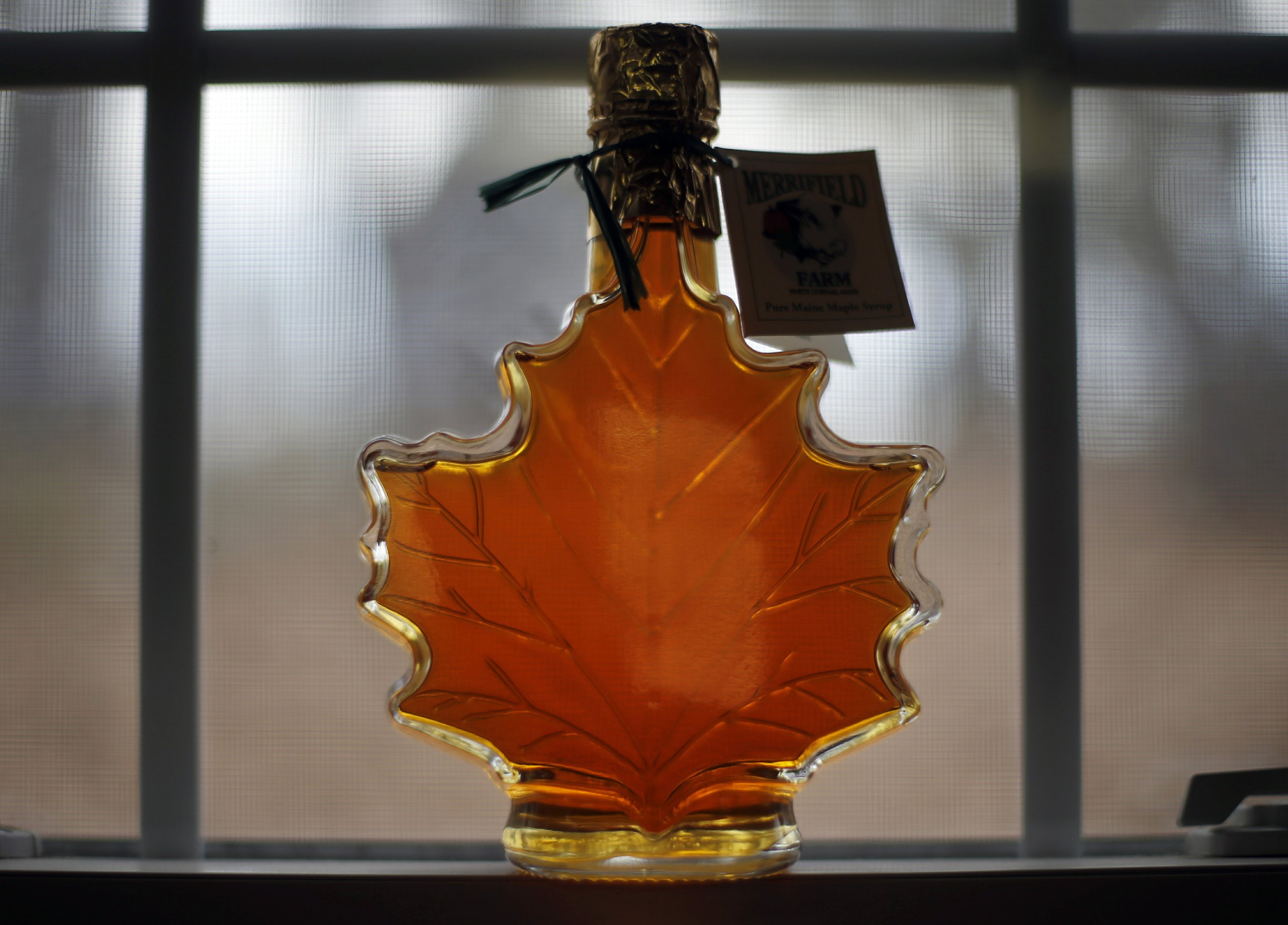 FDA reconsiders added sugar label for maple syrup, honey.