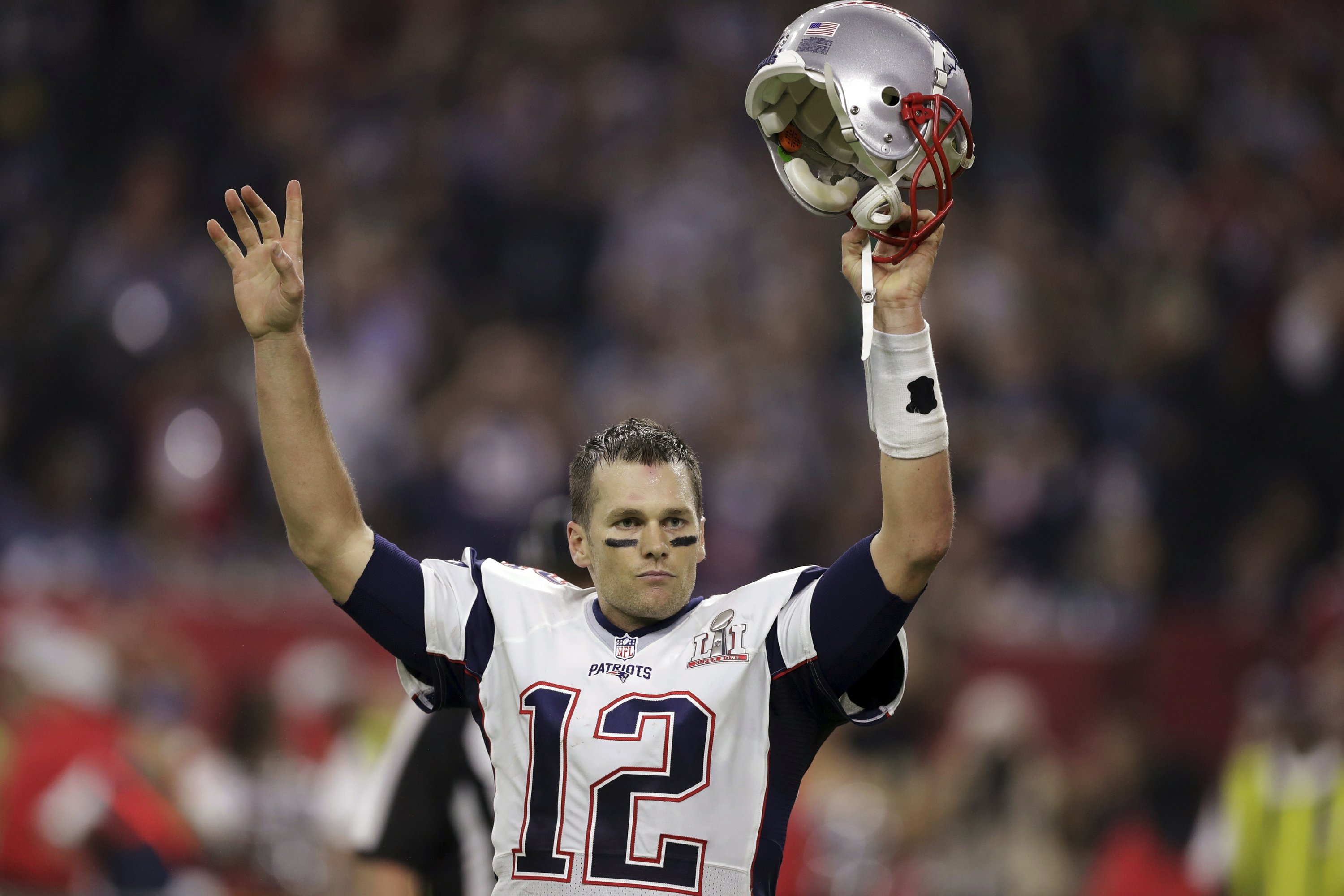 Brady Earns 4th Super Bowl Mvp Trophy With Epic Comeback