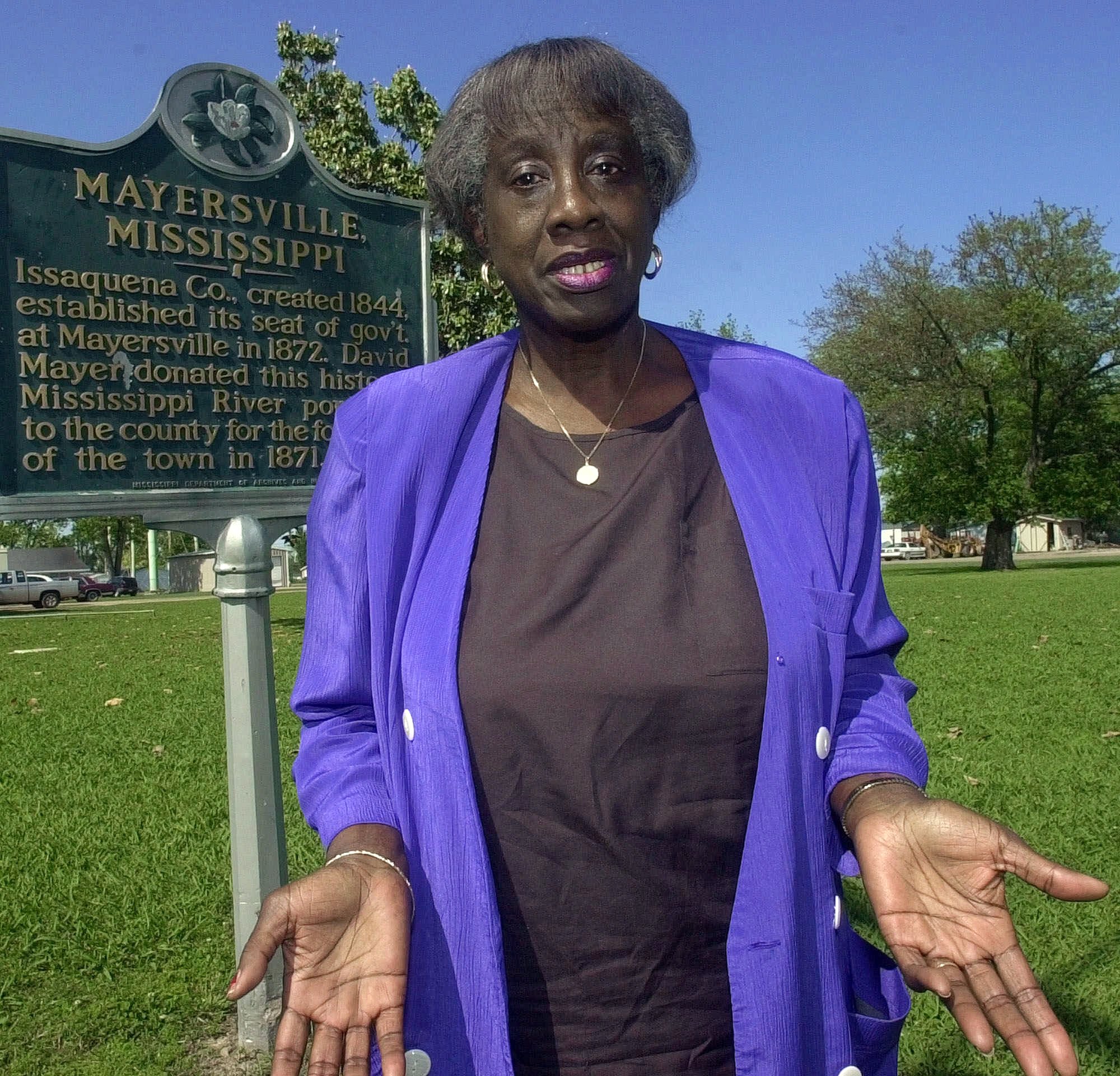 Activist who was 1st black woman mayor in Mississippi dies | AP News