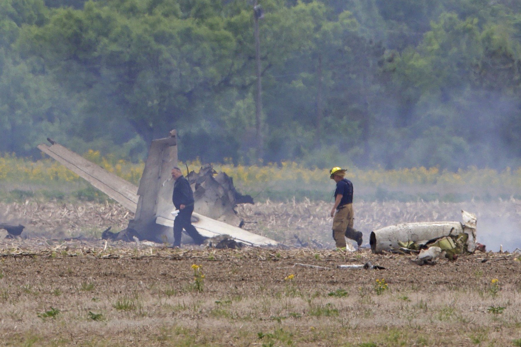 Police 2 die in small plane crash near Indianapolis AP News