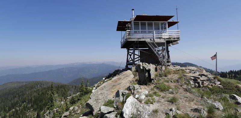 Aging Lookout Towers Still Key During Fire Season In Us West