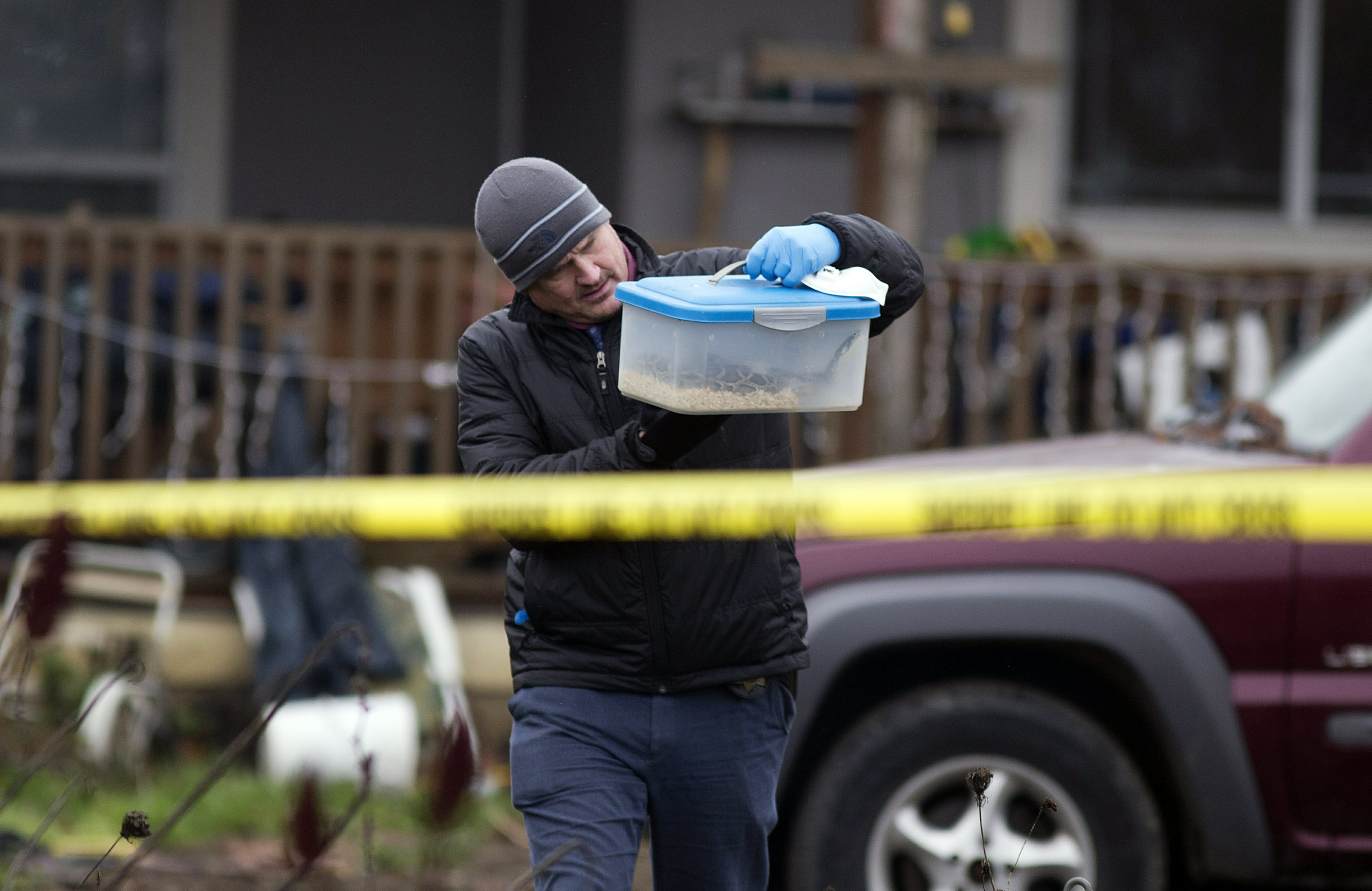 Medical examiner Oregon family slain with ax, knives AP News