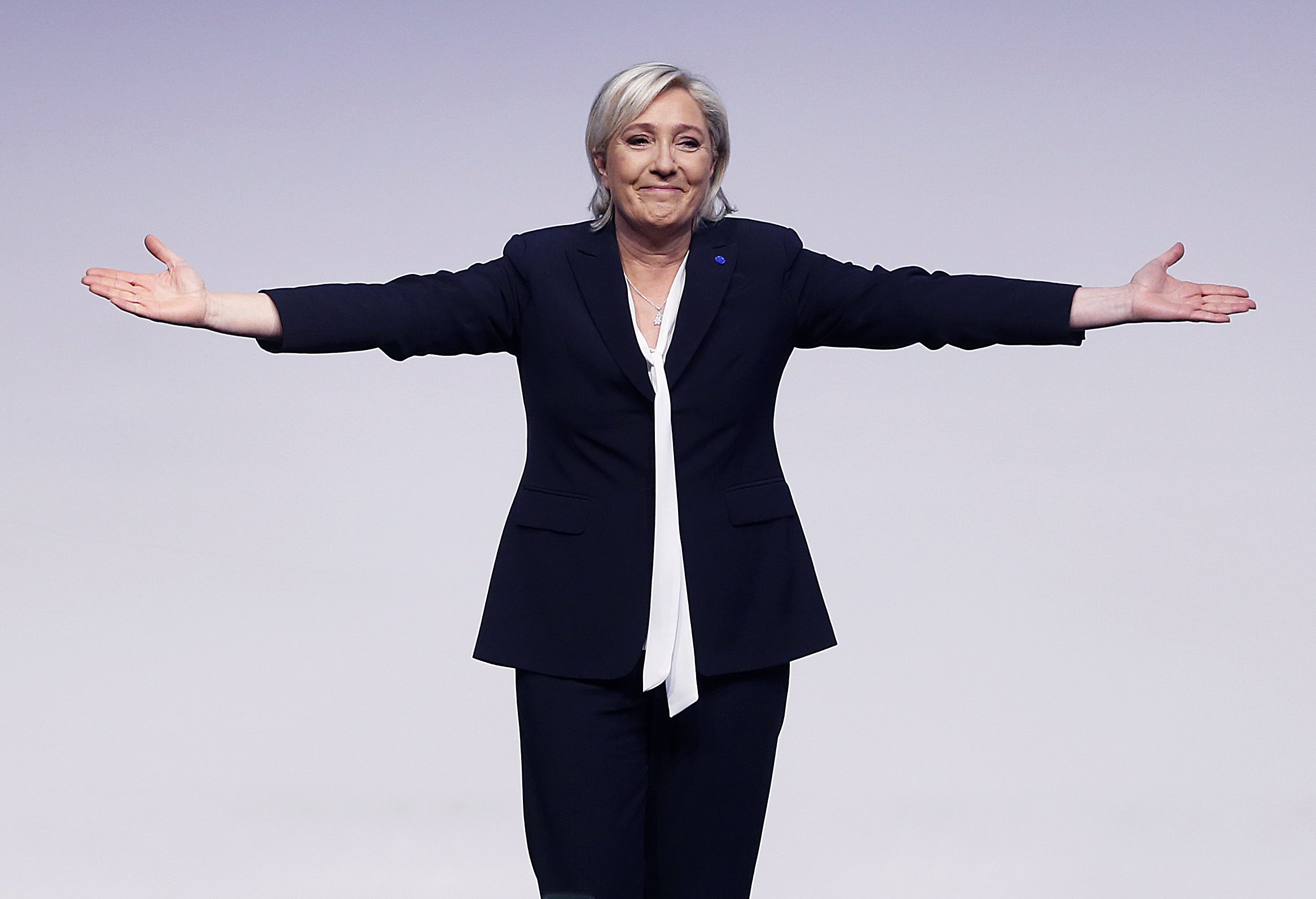 would le pen leave nato