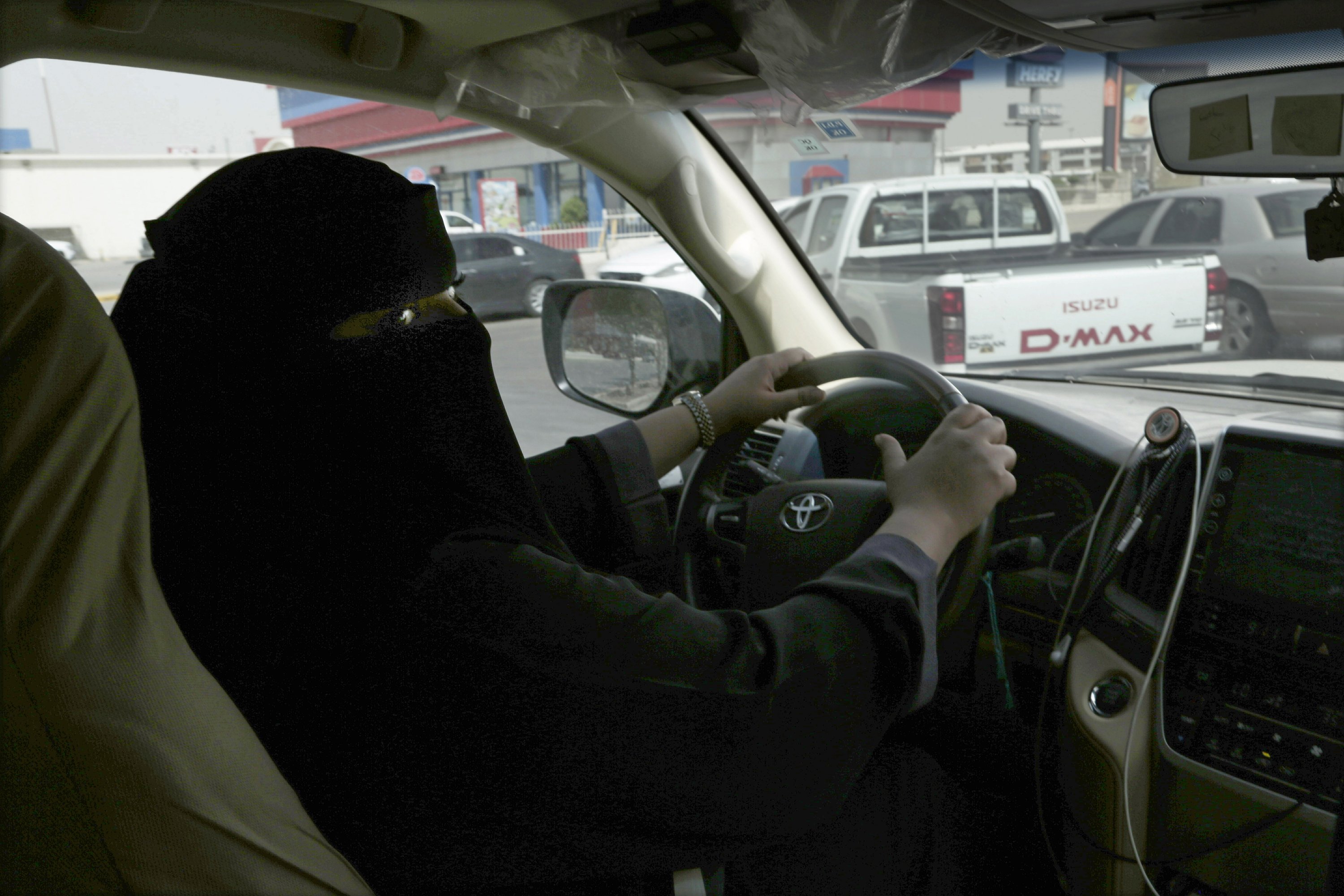 Saudi Women In Driver S Seat As Longstanding Ban Is Lifted