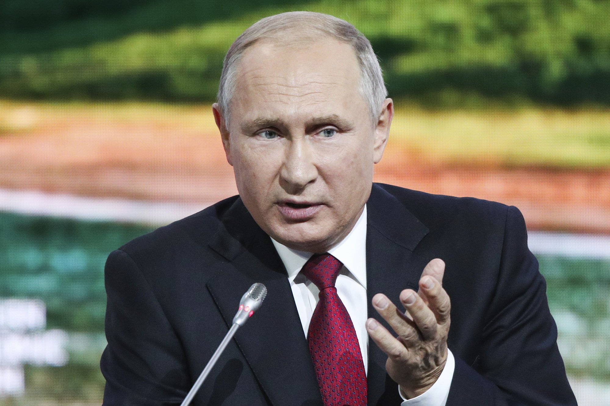 Dmitry Peskov: Putin is healthy, but very busy working 03/12/2015 Dmitry Peskov: Putin is healthy, but very busy working 03/12/2015