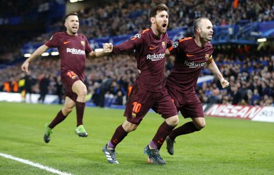 Messi Scores Vs Chelsea At 9th Attempt To Give Barca Cl Draw