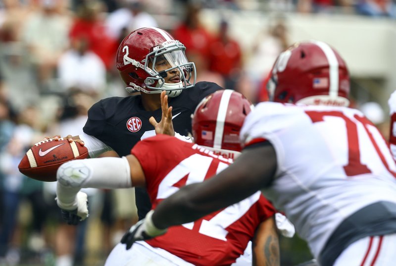 With Tagovailoa Out Hurts Is So So In Alabama Spring Game