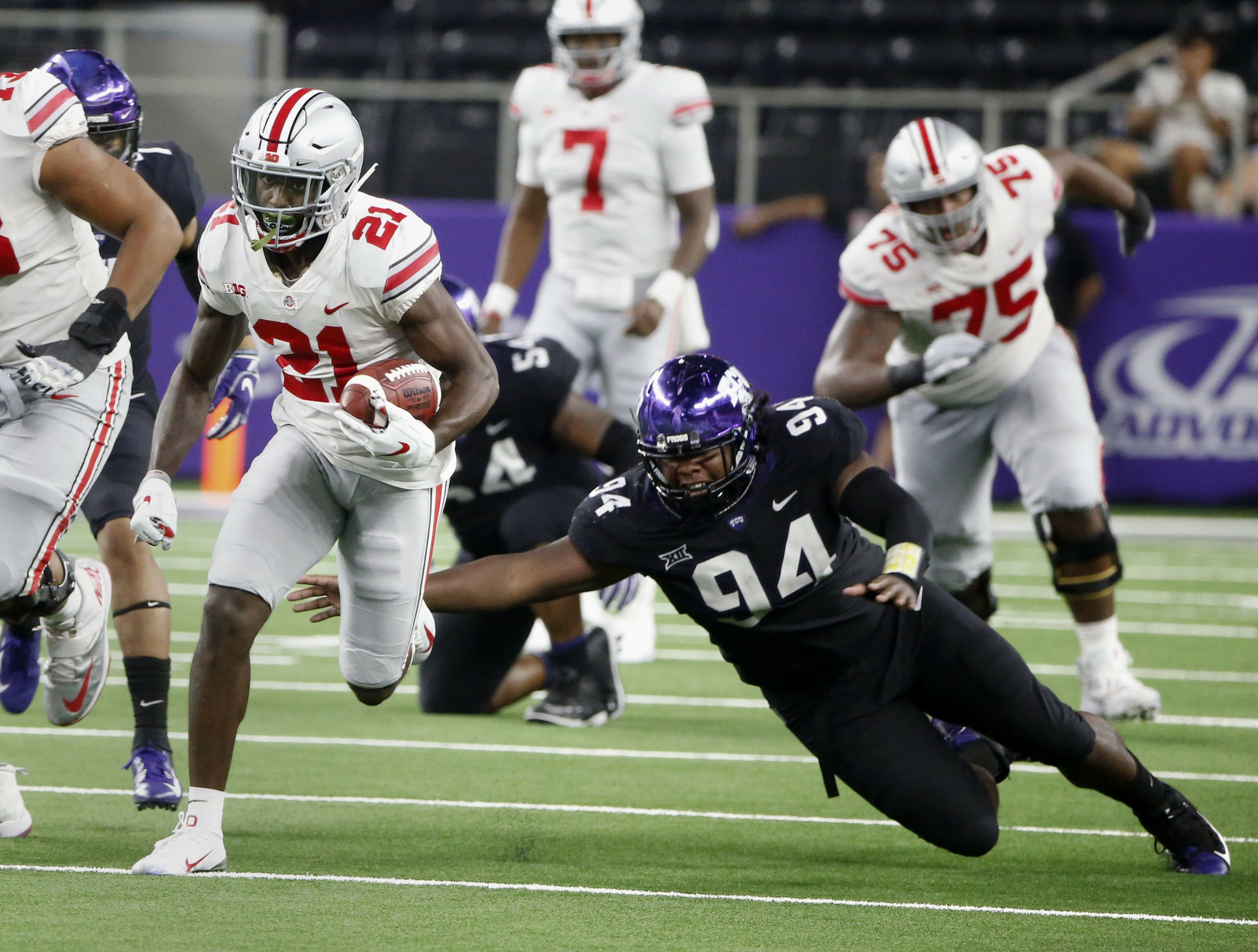 No. 4 Ohio State holds off No. 15 TCU 4028 after quick TDs AP News