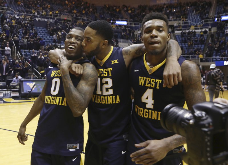 Miles Scores 23 No 10 Wvu Beats No 24 Iowa State 87 76