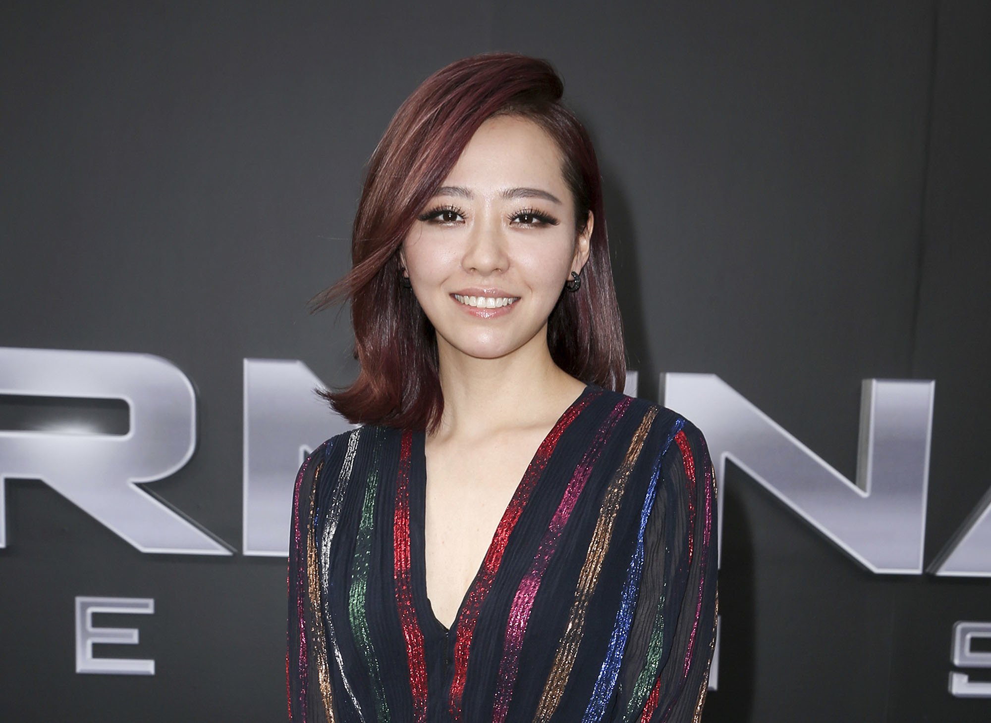 चीन की सिंगर जेन झांग जानबूझकर हुई कोरोना पॉजिटिव, जानें वजह - China's singer Jane Zhang intentionally became Corona positive, know the reason