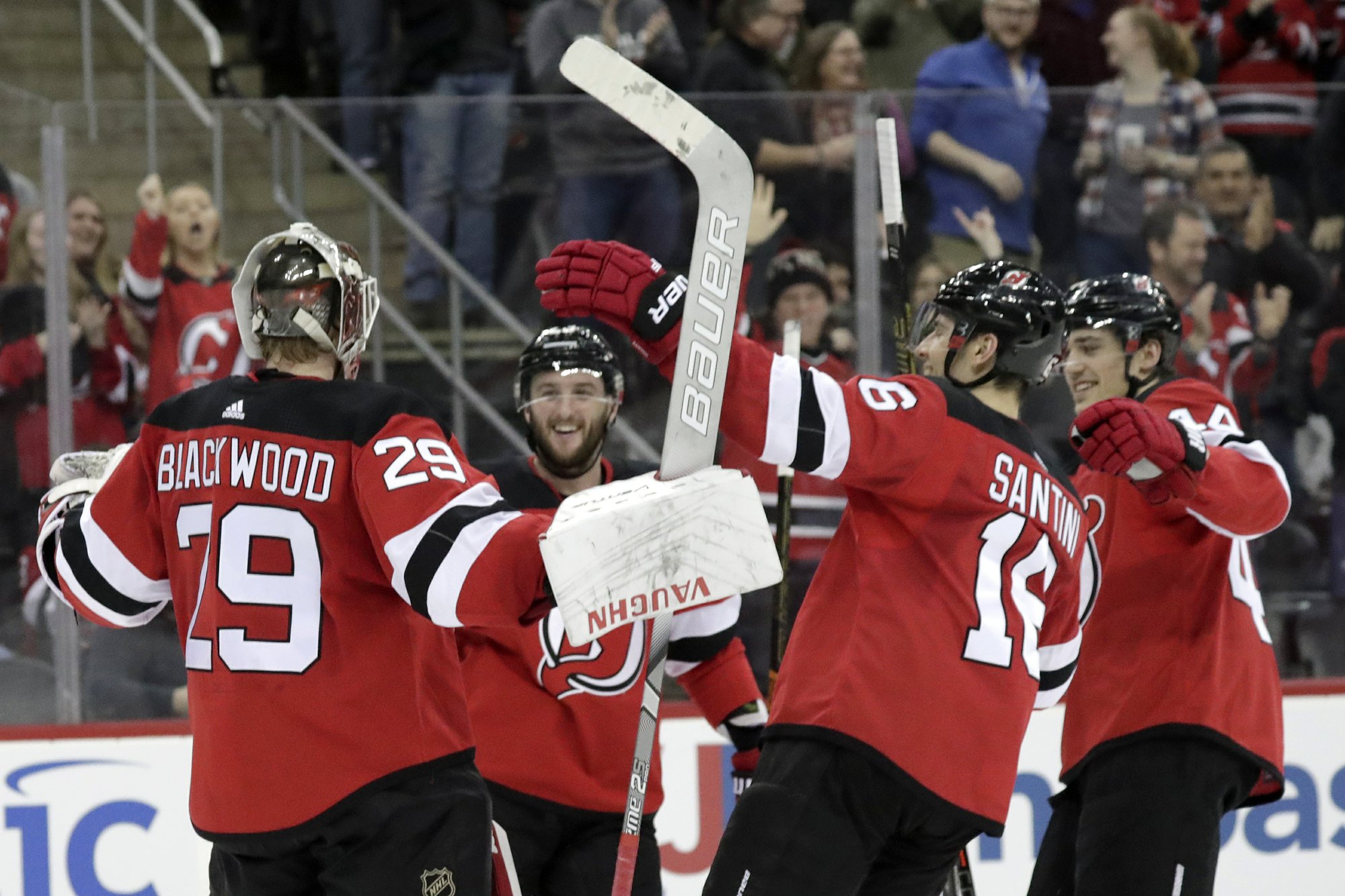 Devils win in shootout for Arizona's 4th straight loss