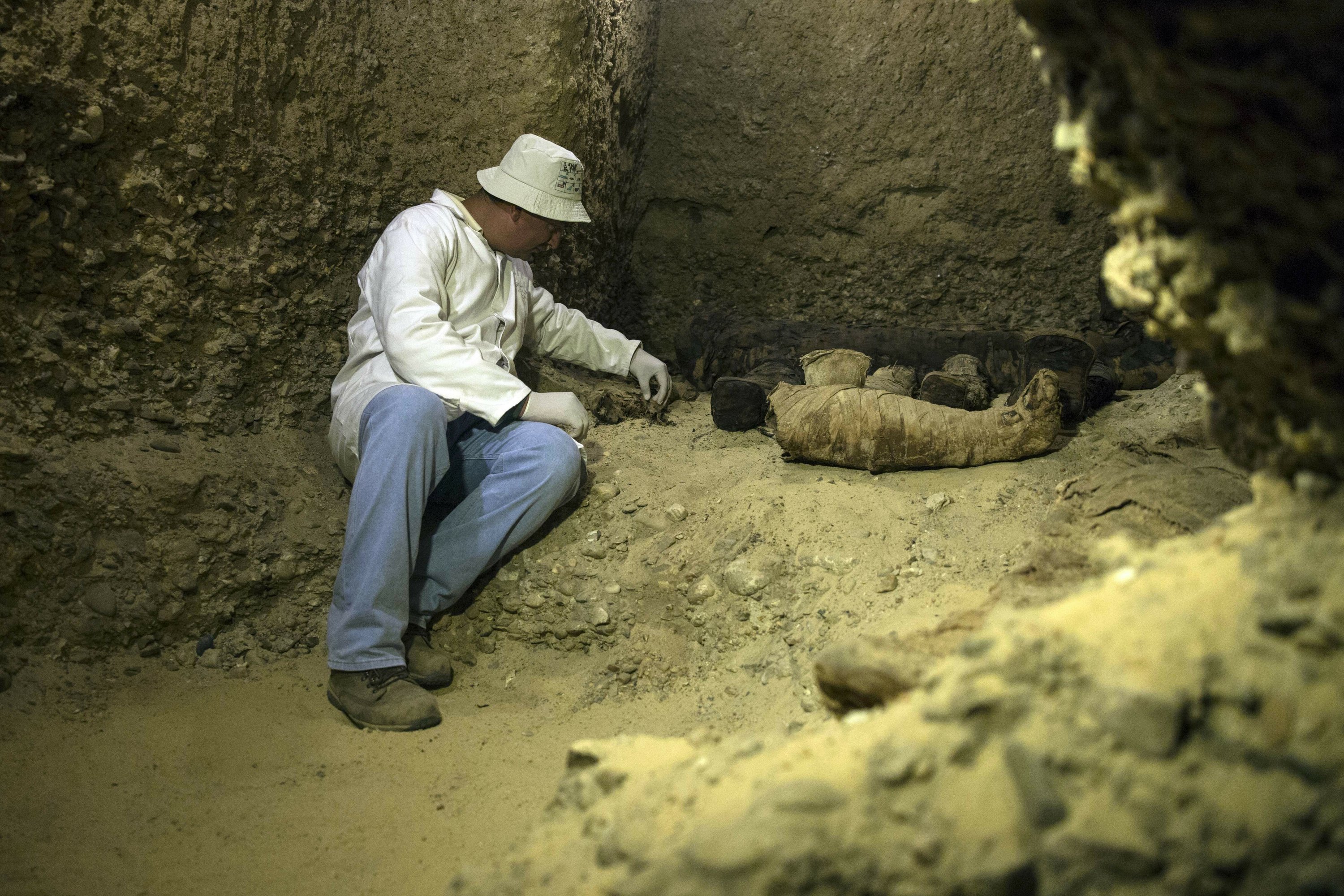 В 19 веке в колумбии археологи. Археологические раскопки.