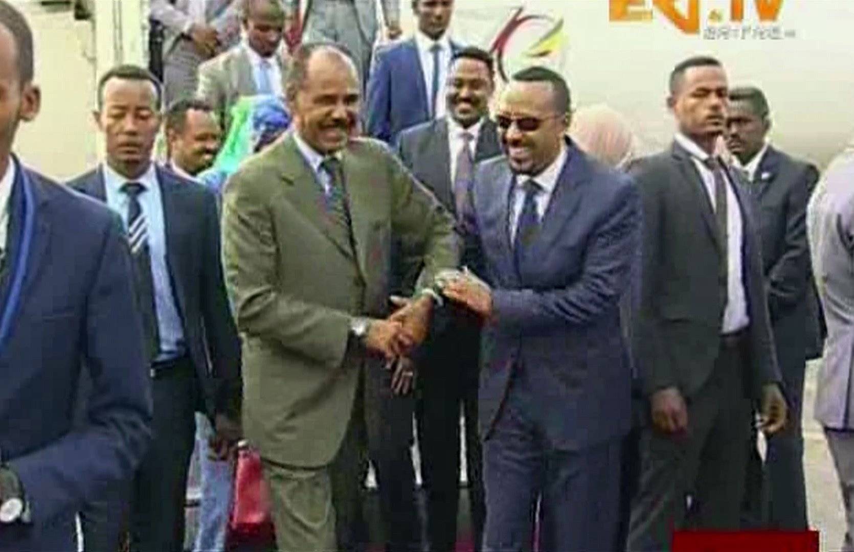 With hugs, leaders of Ethiopia, Eritrea restore relations - Vimarsana News