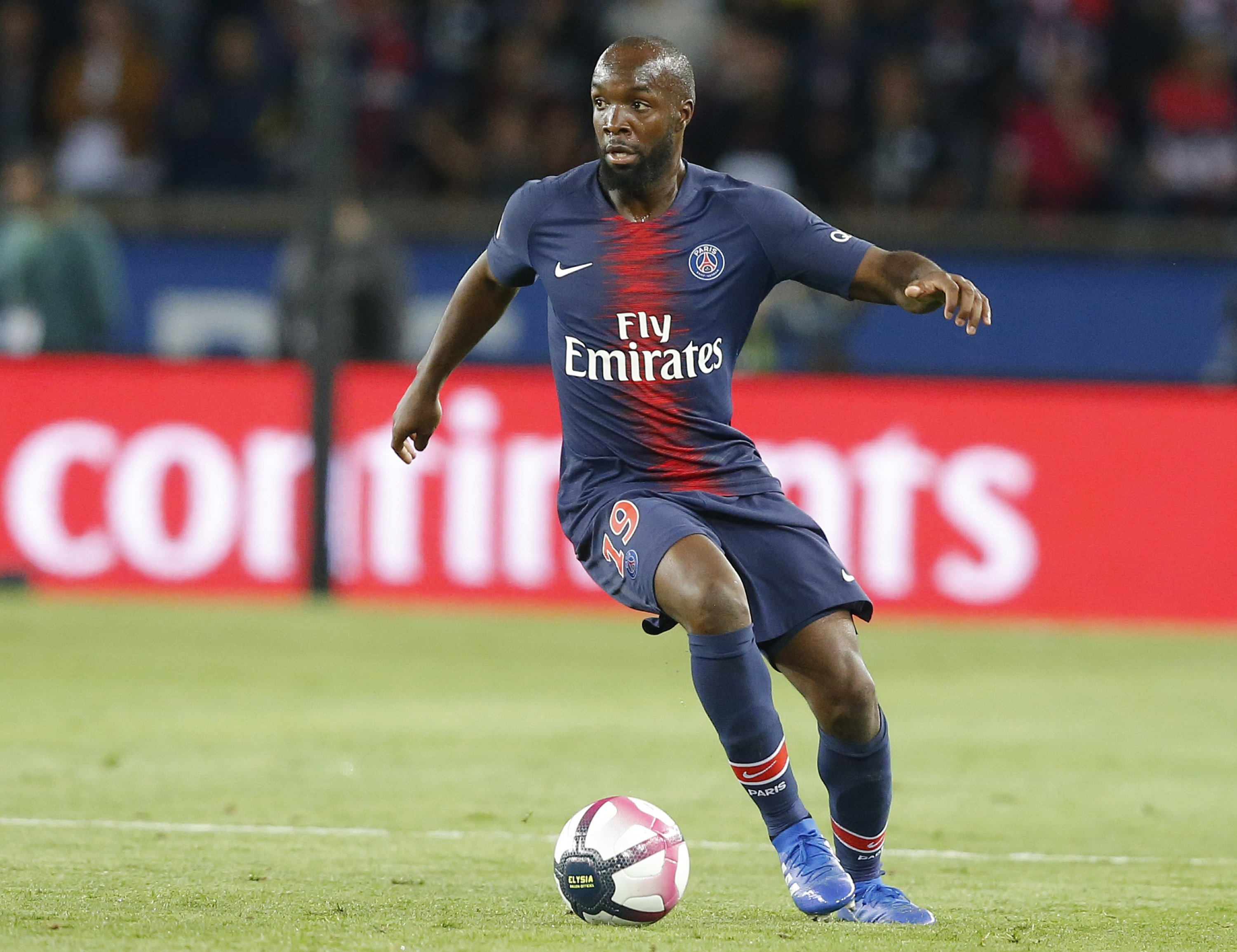 Midfielder Lassana Diarra Leaves Psg By Mutual Consent