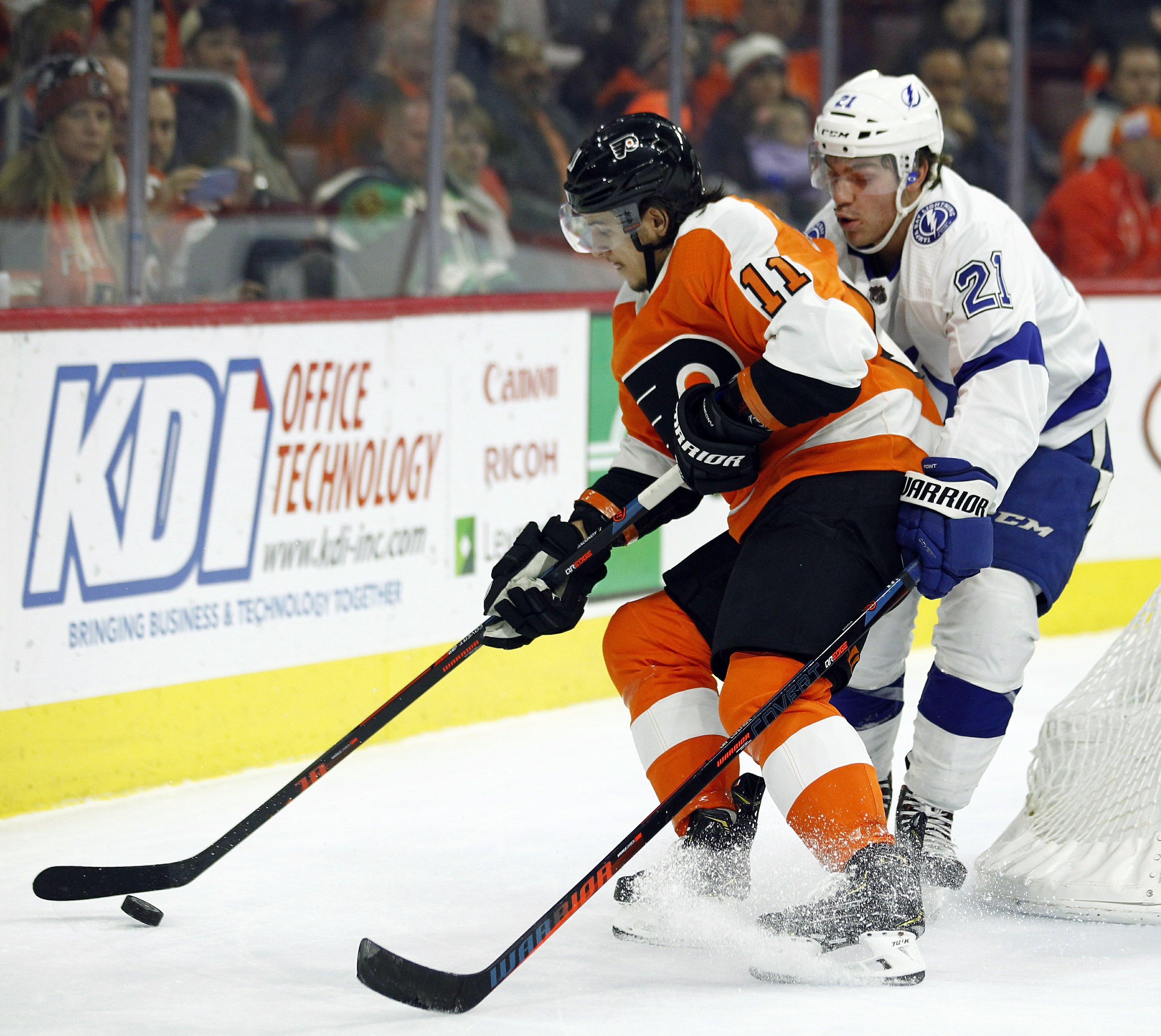 Cirelli scores in OT as Lightning beat Flyers 6-5 | AP News