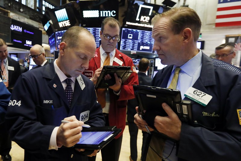 Markets Right Now Banks Lead Us Indexes Lower Tech Gains