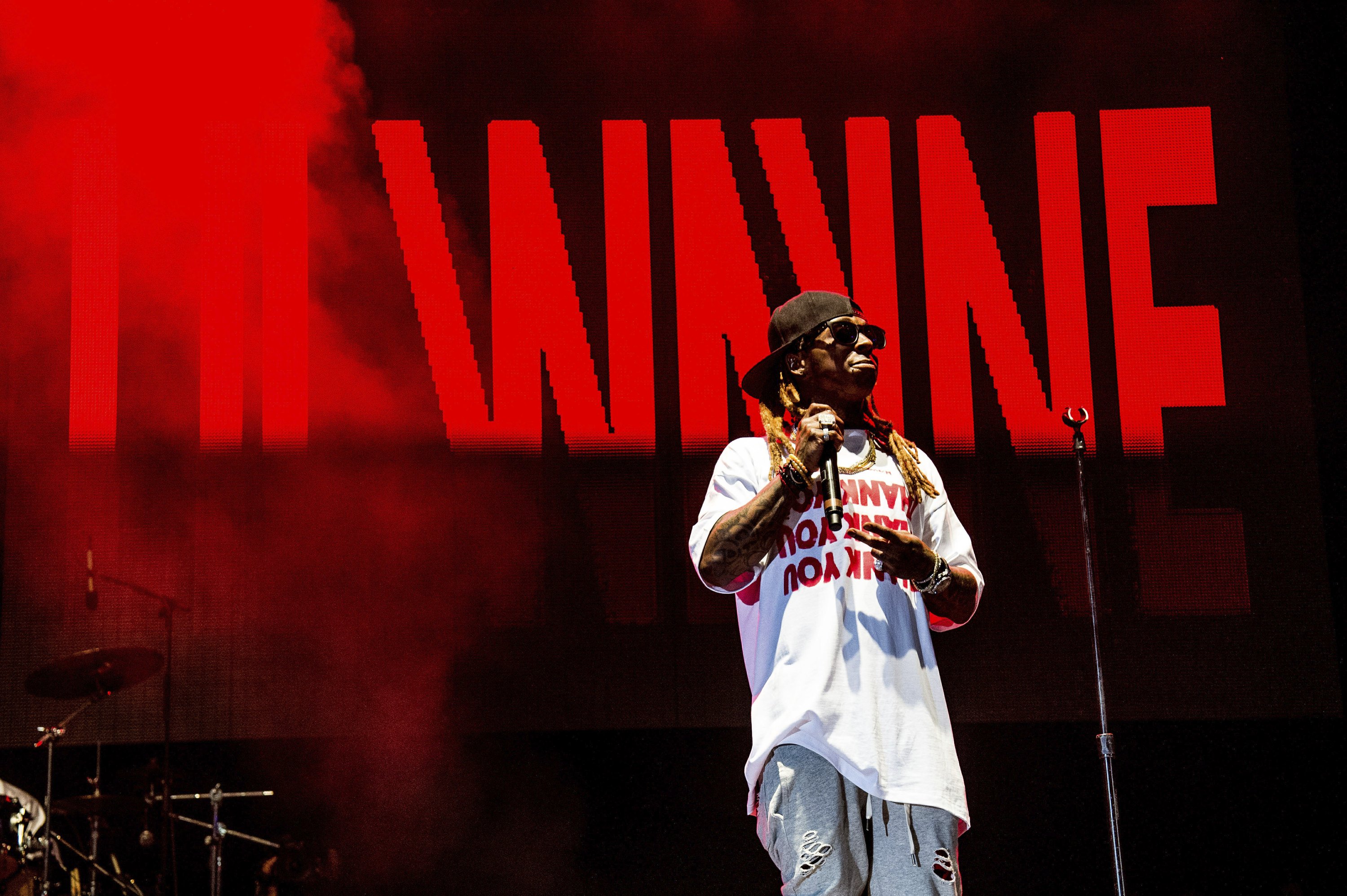 Lil Wayne won't go through security check, skips concert AP News