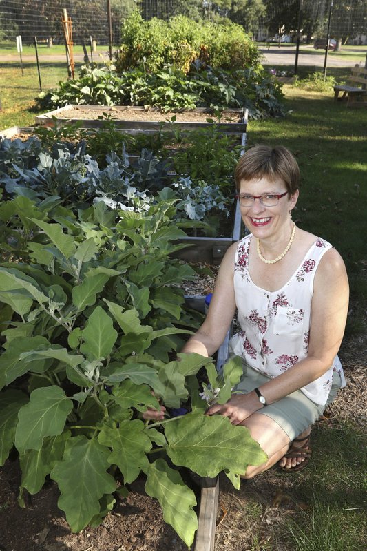 Wisconsin Church S Garden Gives Produce Sense Of Community