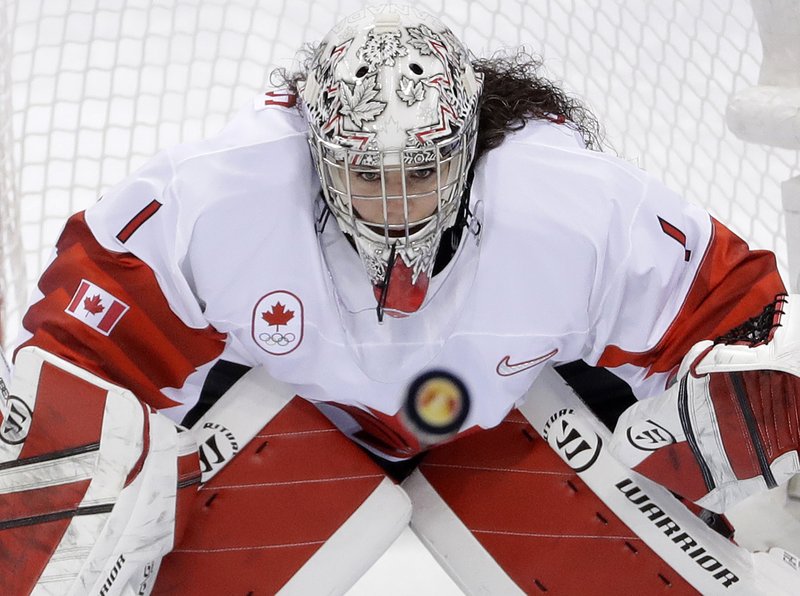 woman hockey player in nhl