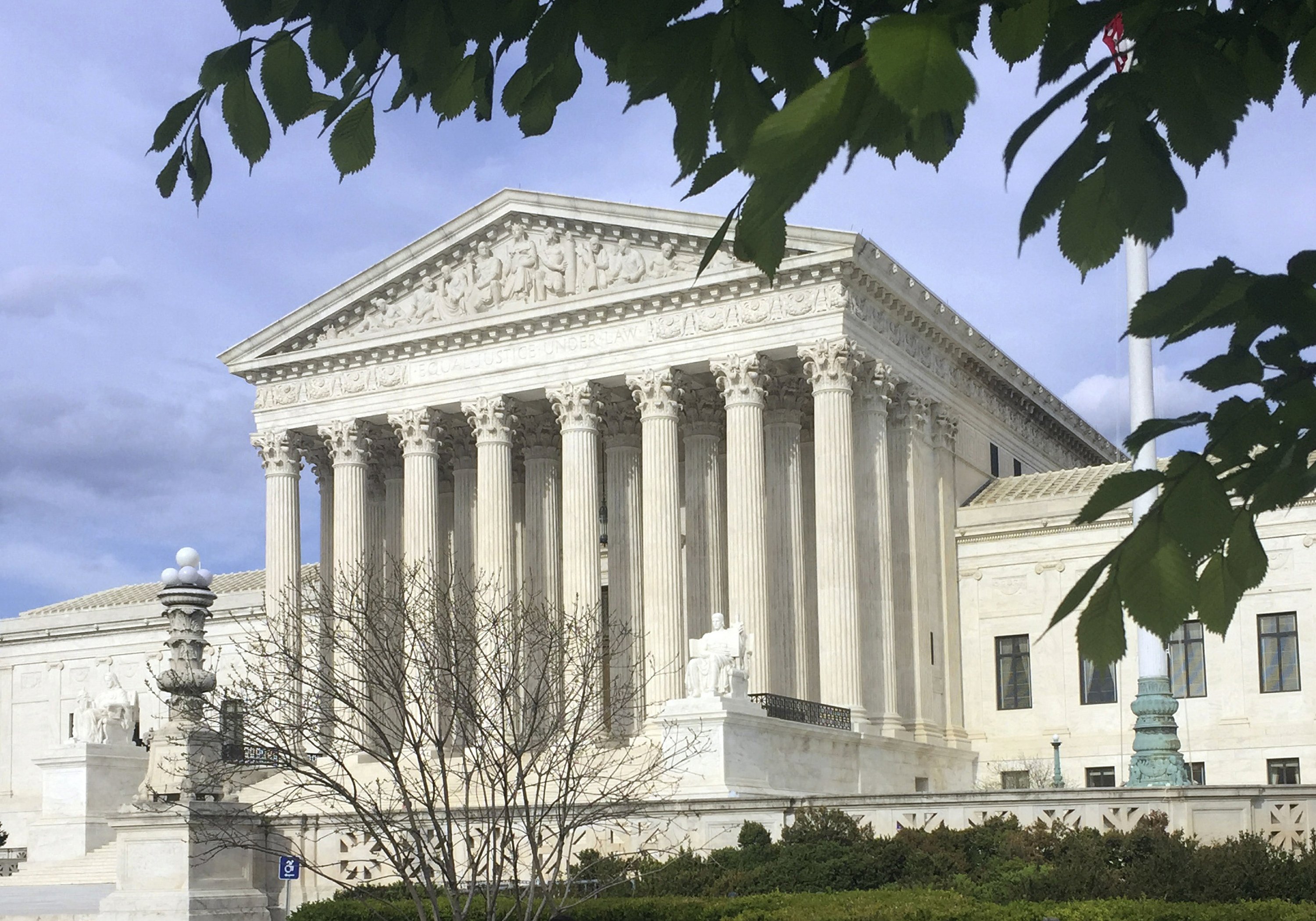 Supreme Court Addresses Question Of Foreign Law In Us Courts Ap News 1210