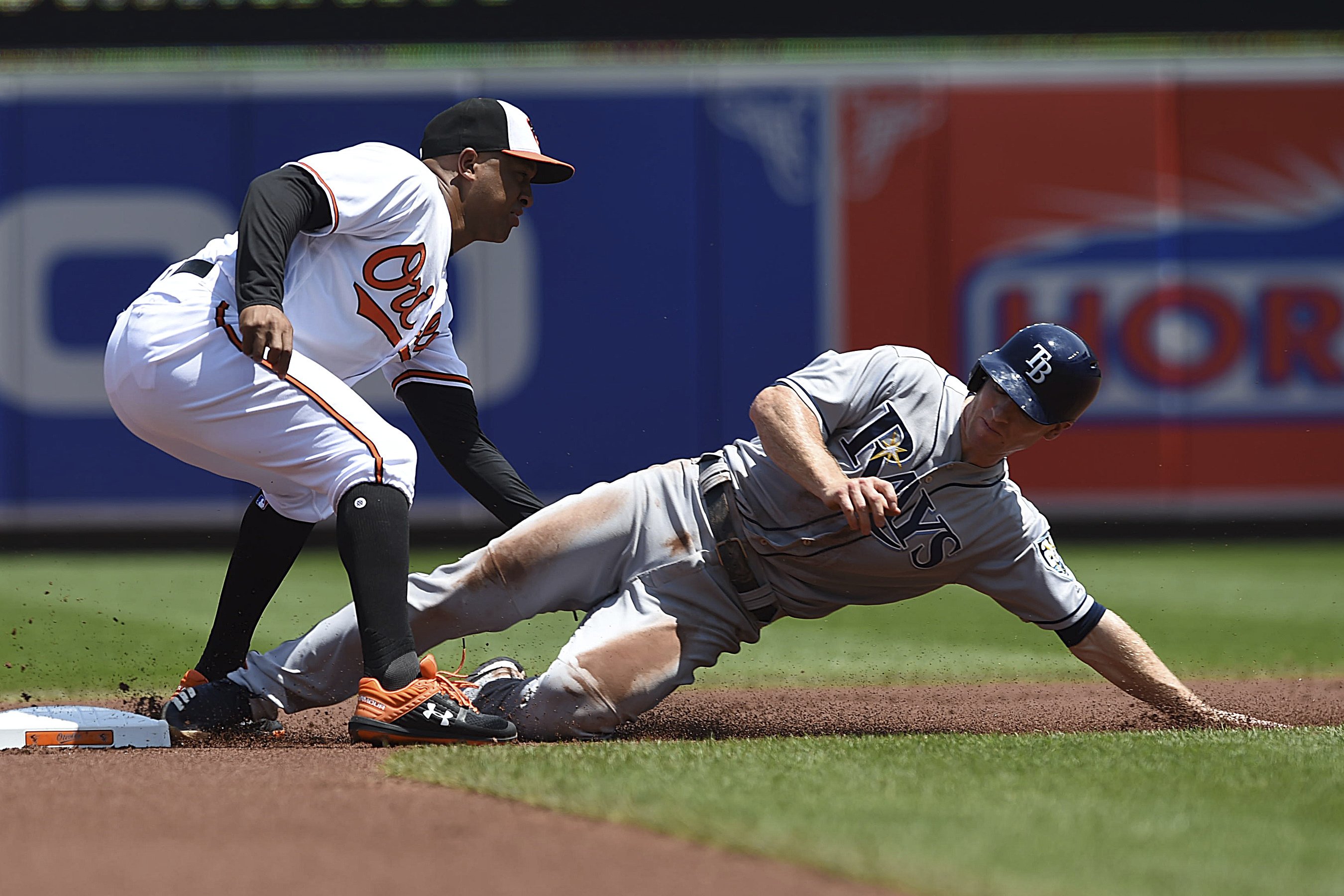 Brewers scoop up 2B Jonathan Schoop from Orioles | AP News