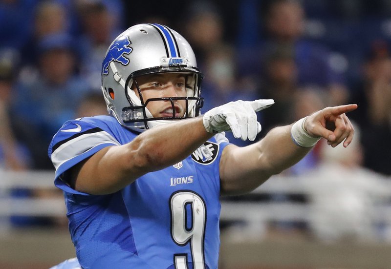qb throwing gloves